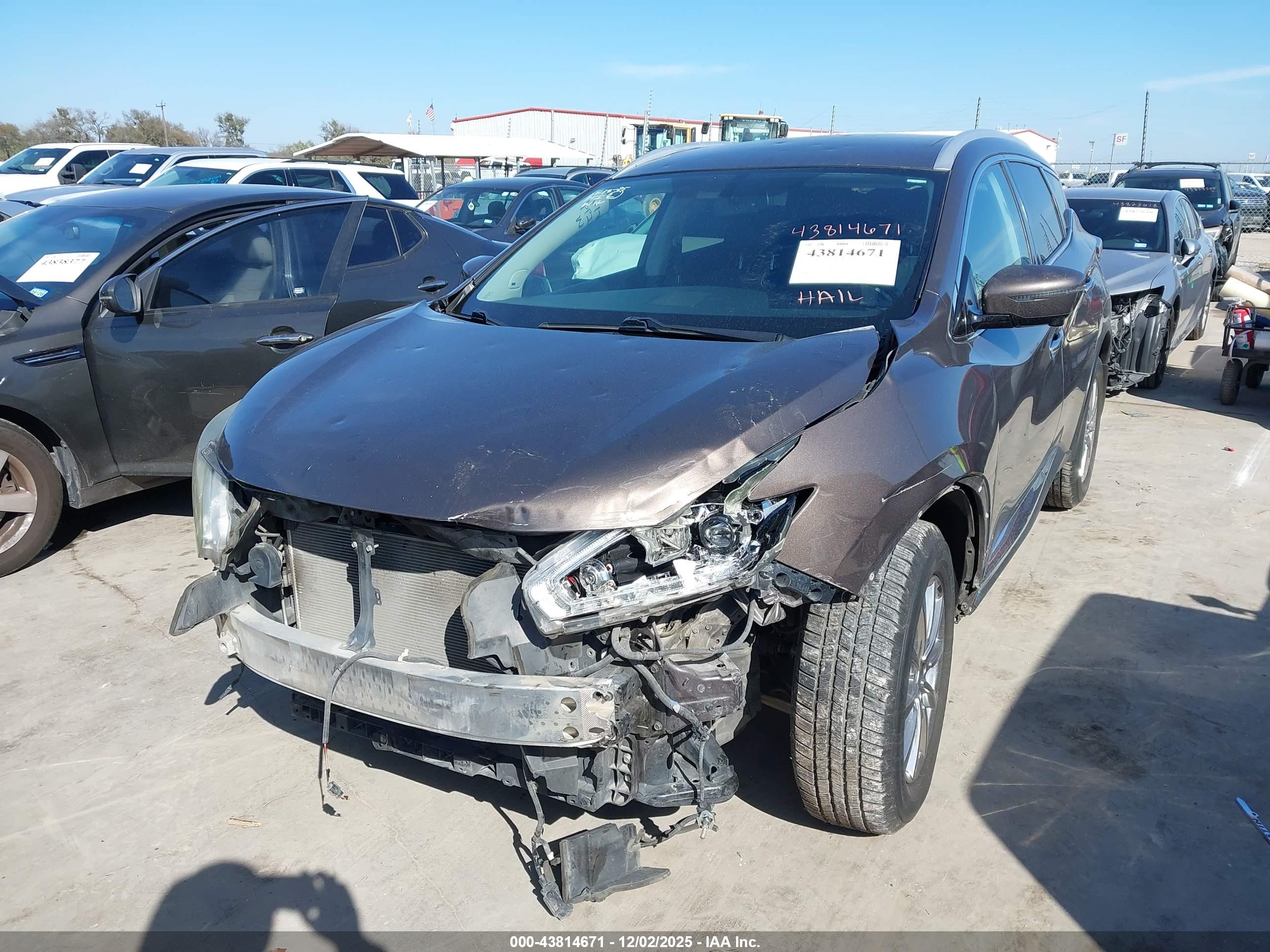 NISSAN MURANO image 2