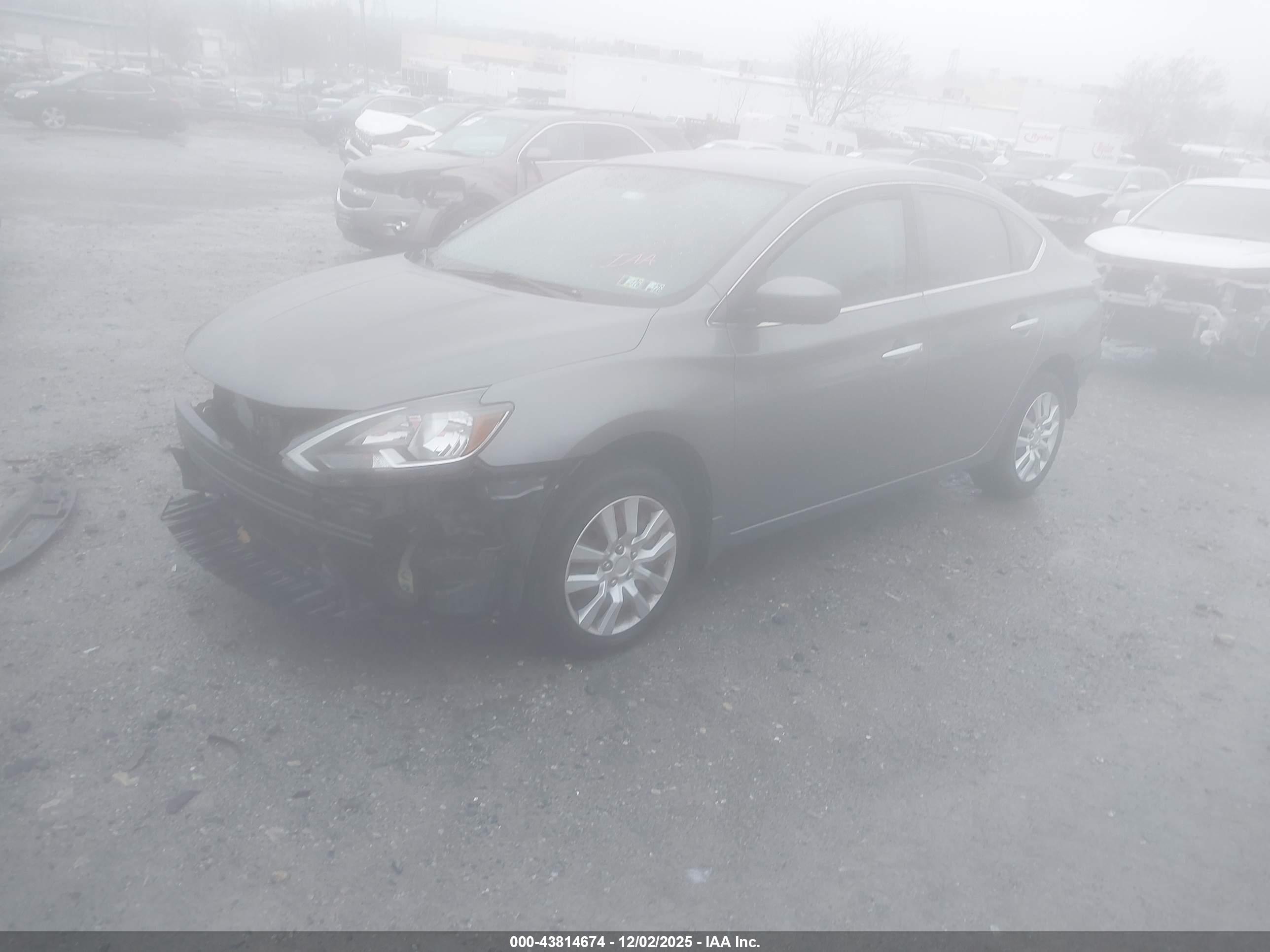 NISSAN SENTRA image 2