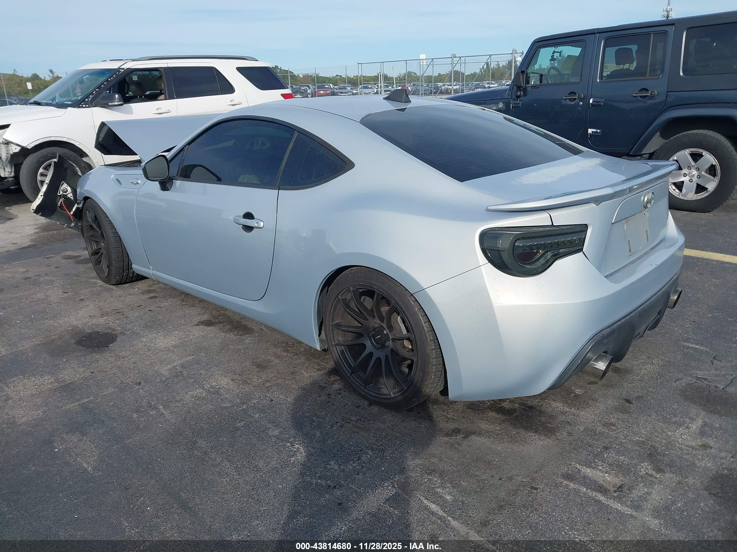SCION FR-S image 3