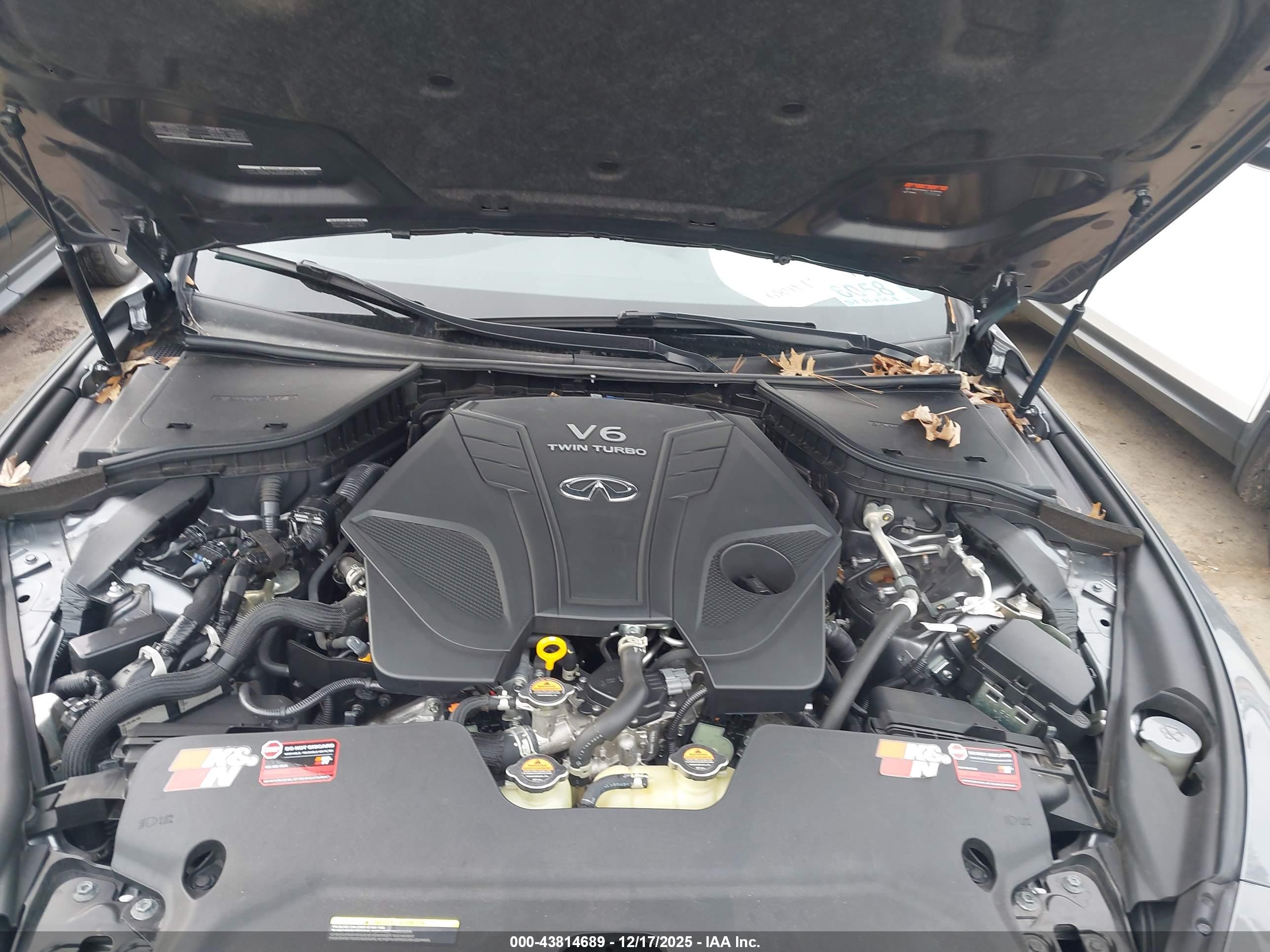 INFINITI Q50 image 10