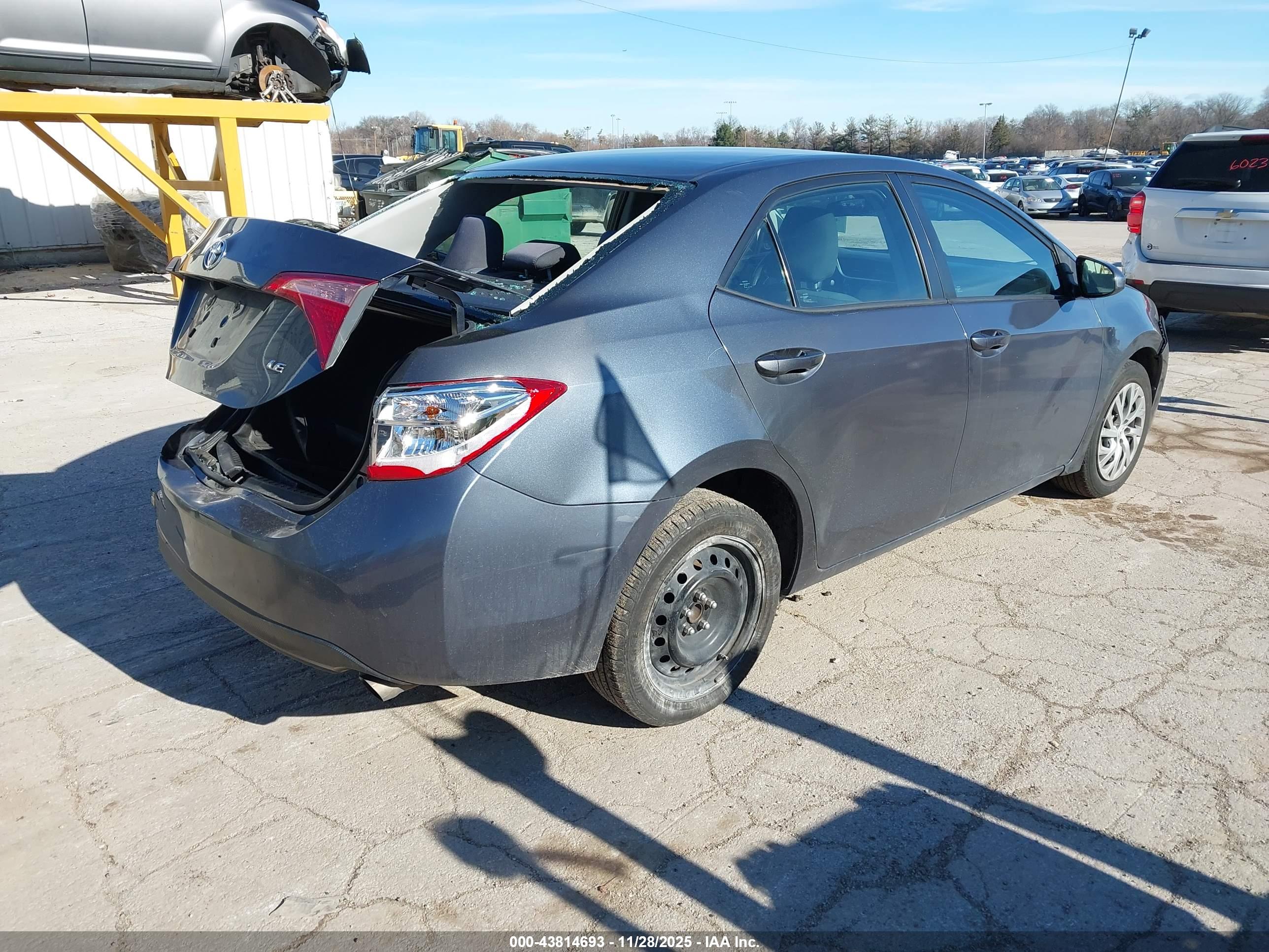 TOYOTA COROLLA image 4