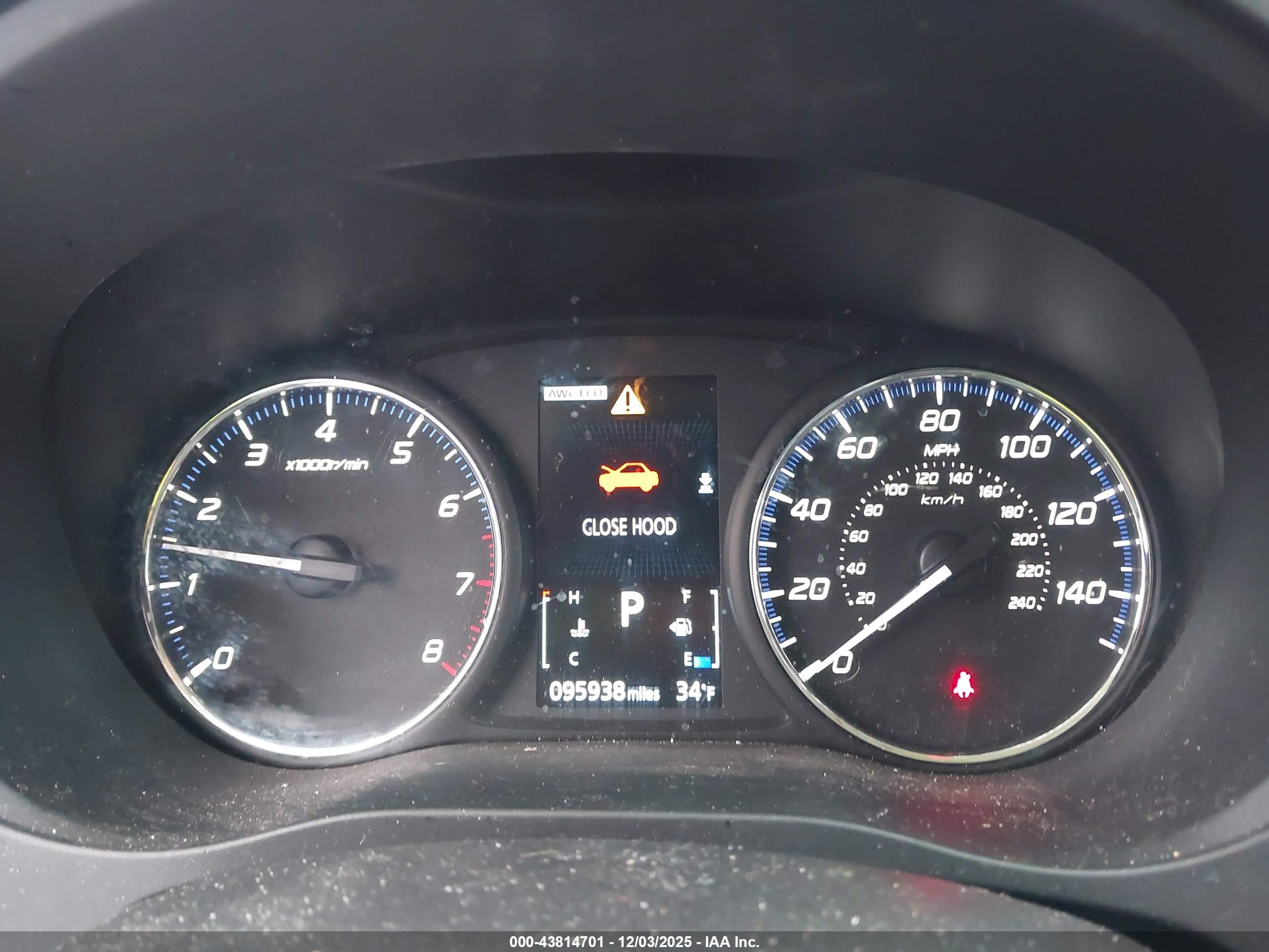 MITSUBISHI OUTLANDER image 7