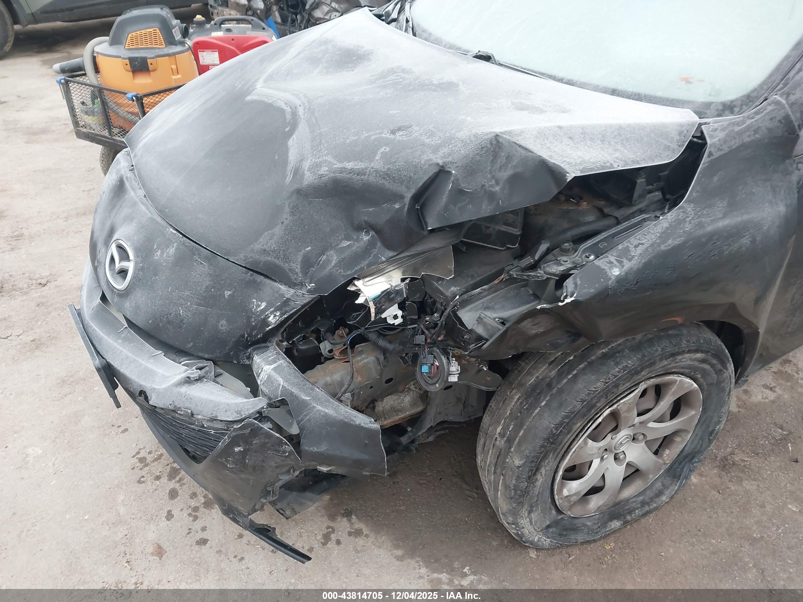 MAZDA MAZDA3 image 6