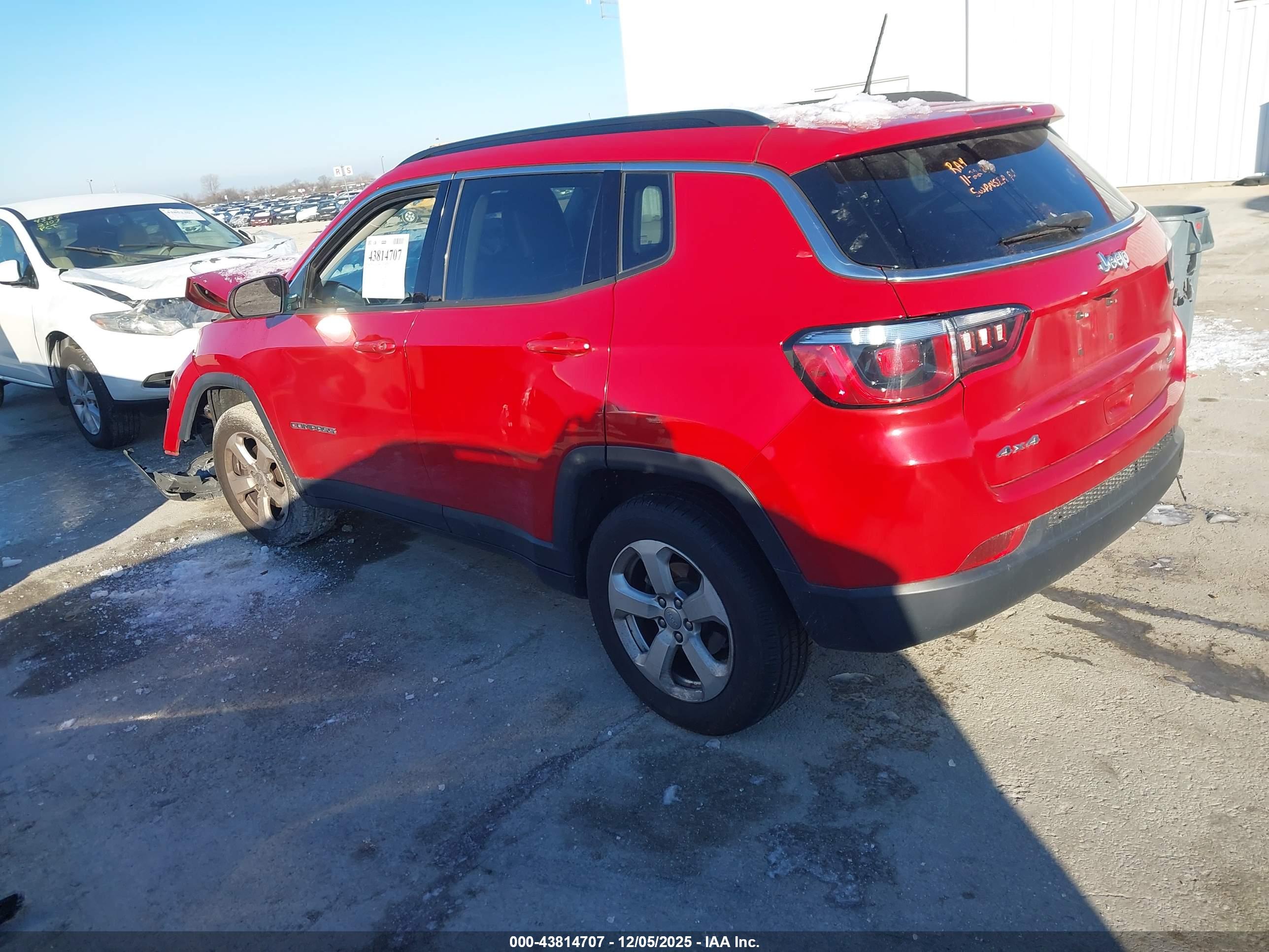 JEEP COMPASS image 3