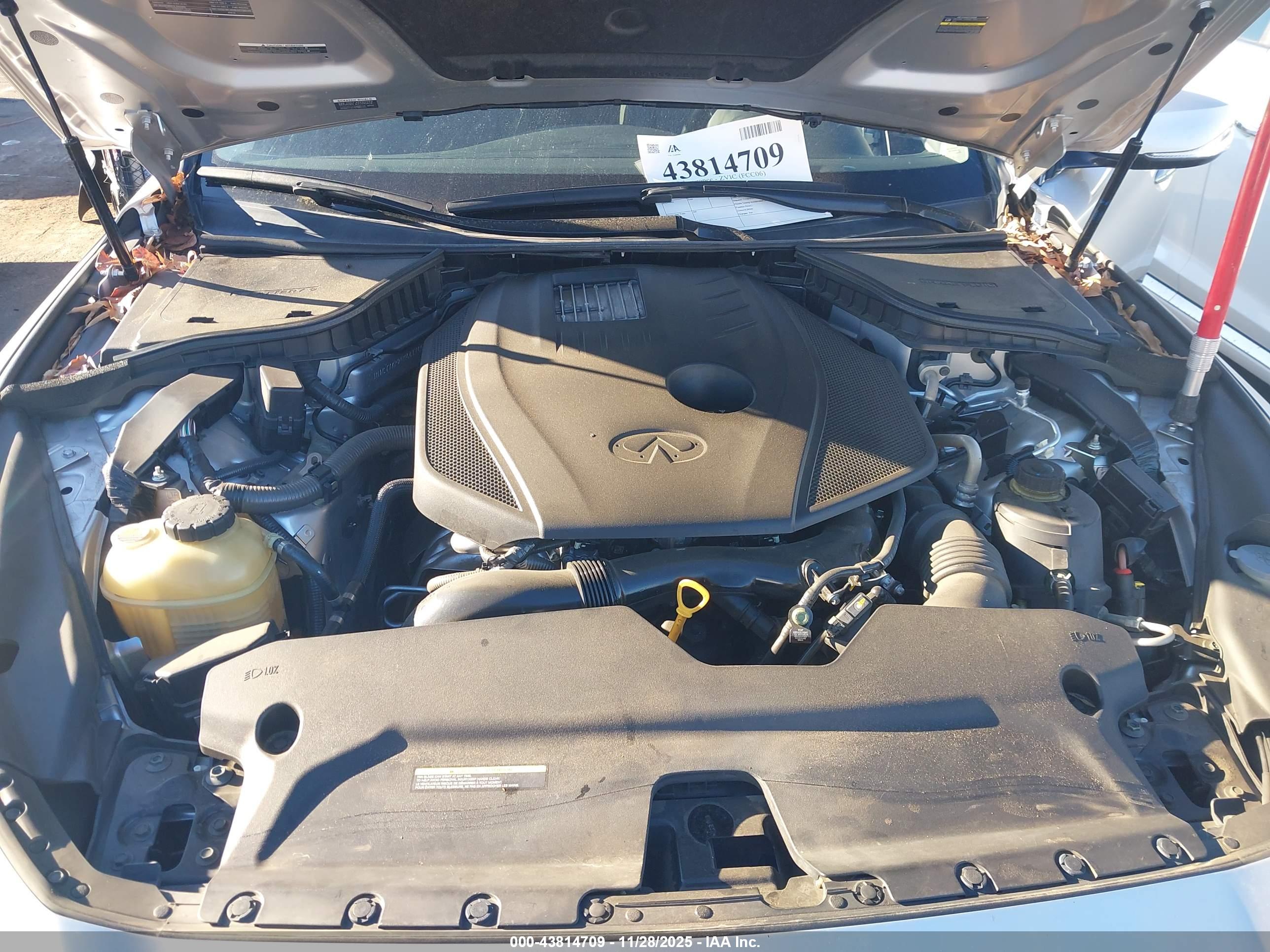 INFINITI Q50 image 10
