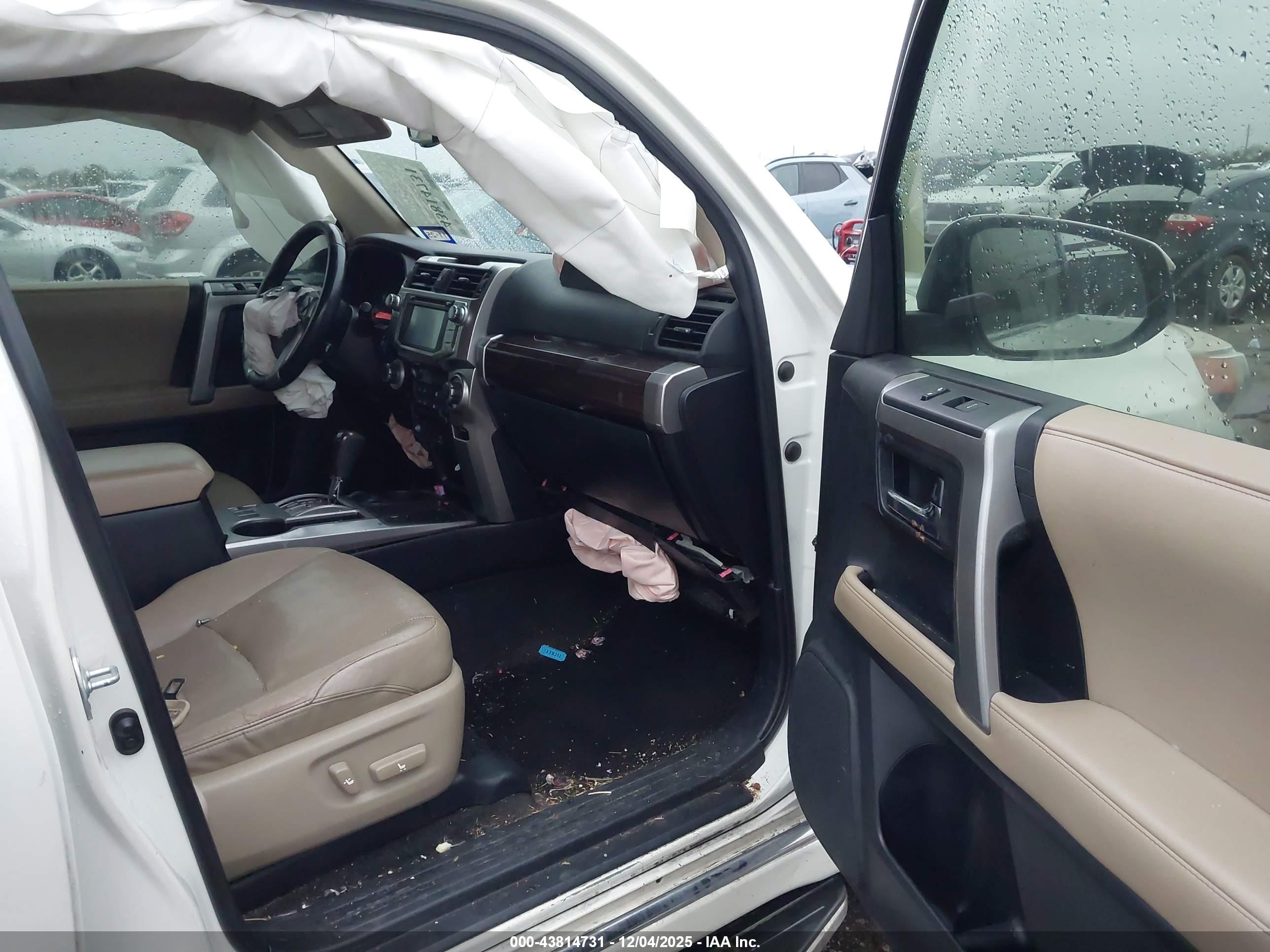 TOYOTA 4RUNNER image 5