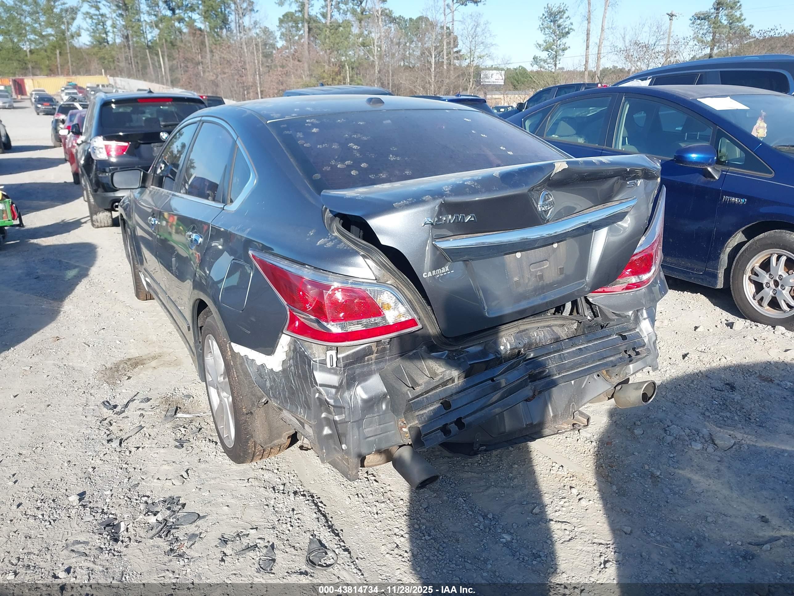 NISSAN ALTIMA image 3