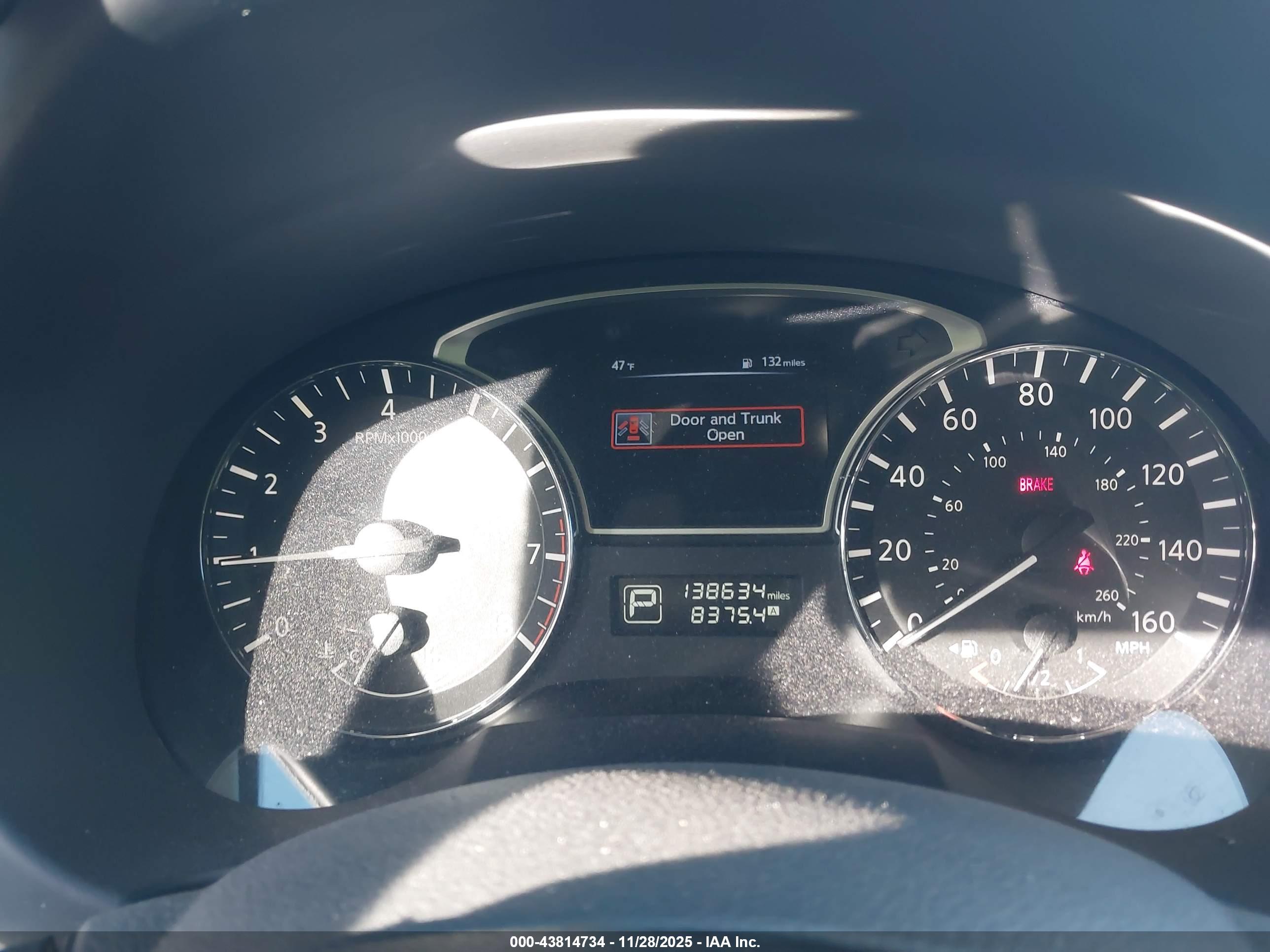 NISSAN ALTIMA image 7