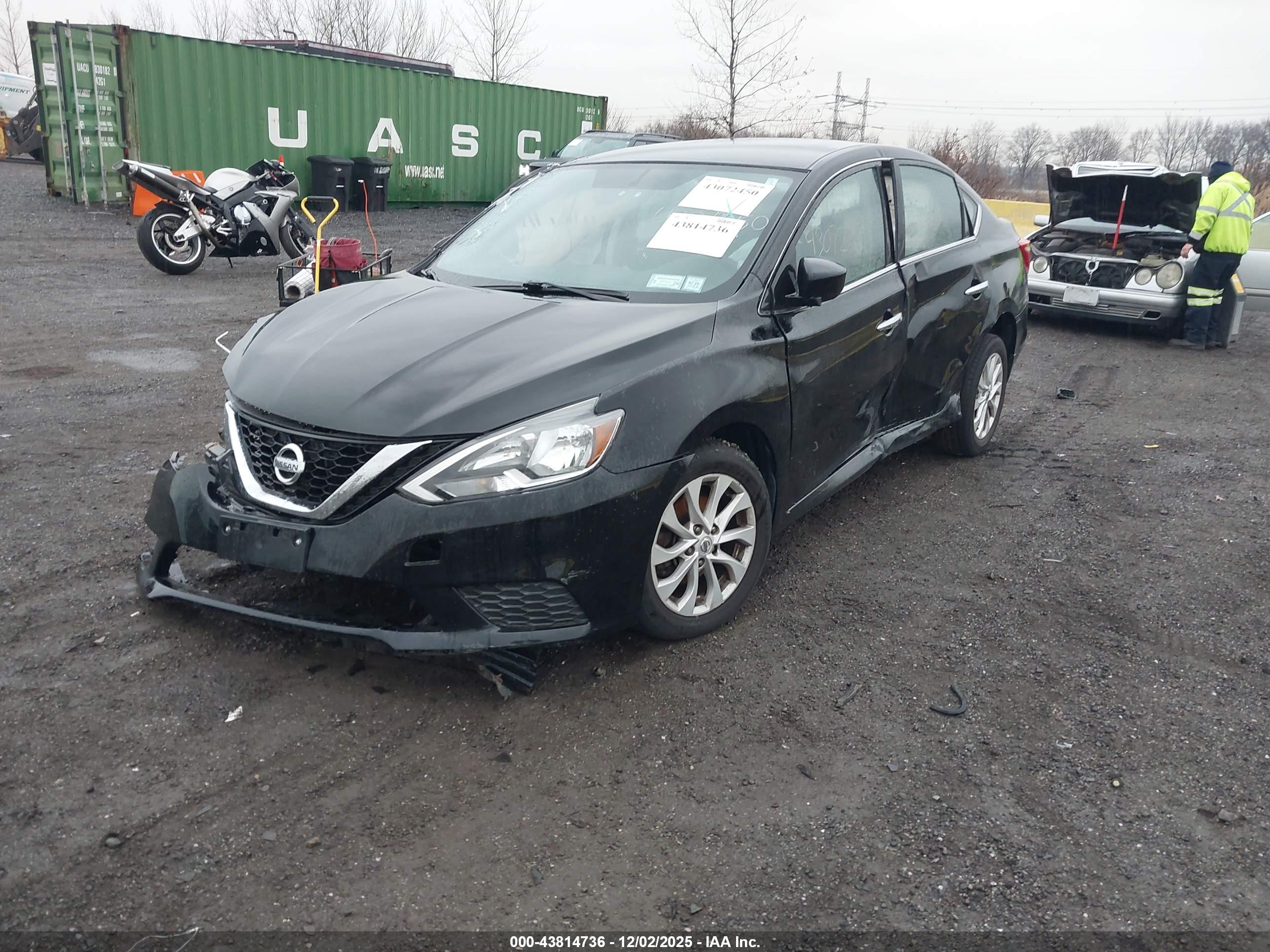 NISSAN SENTRA image 2