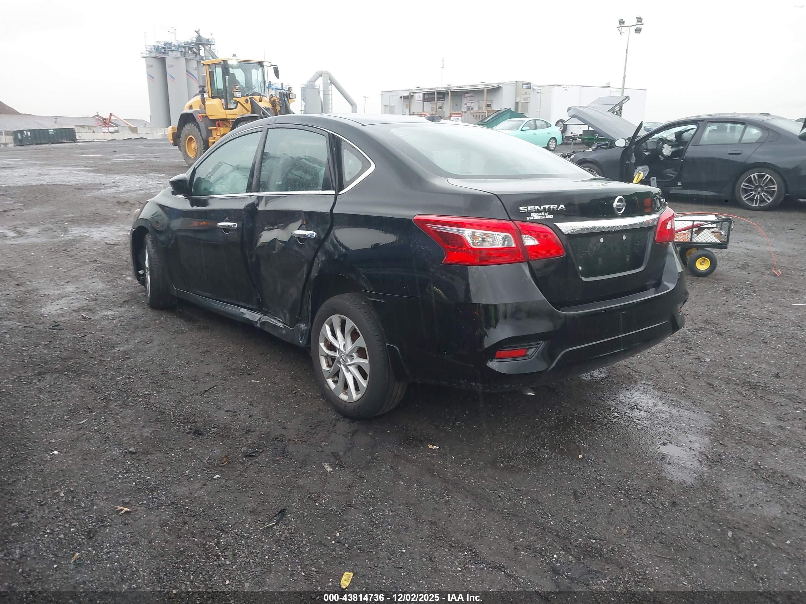 NISSAN SENTRA image 3