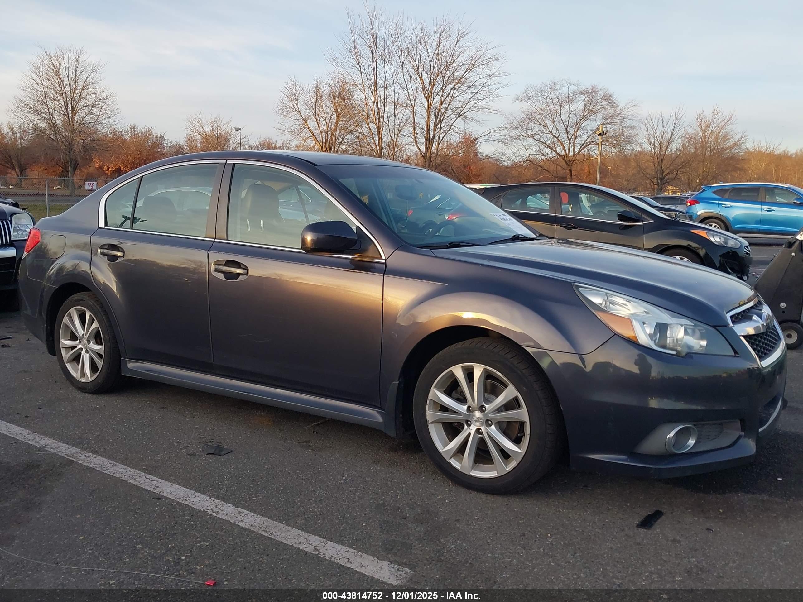 SUBARU LEGACY image 6