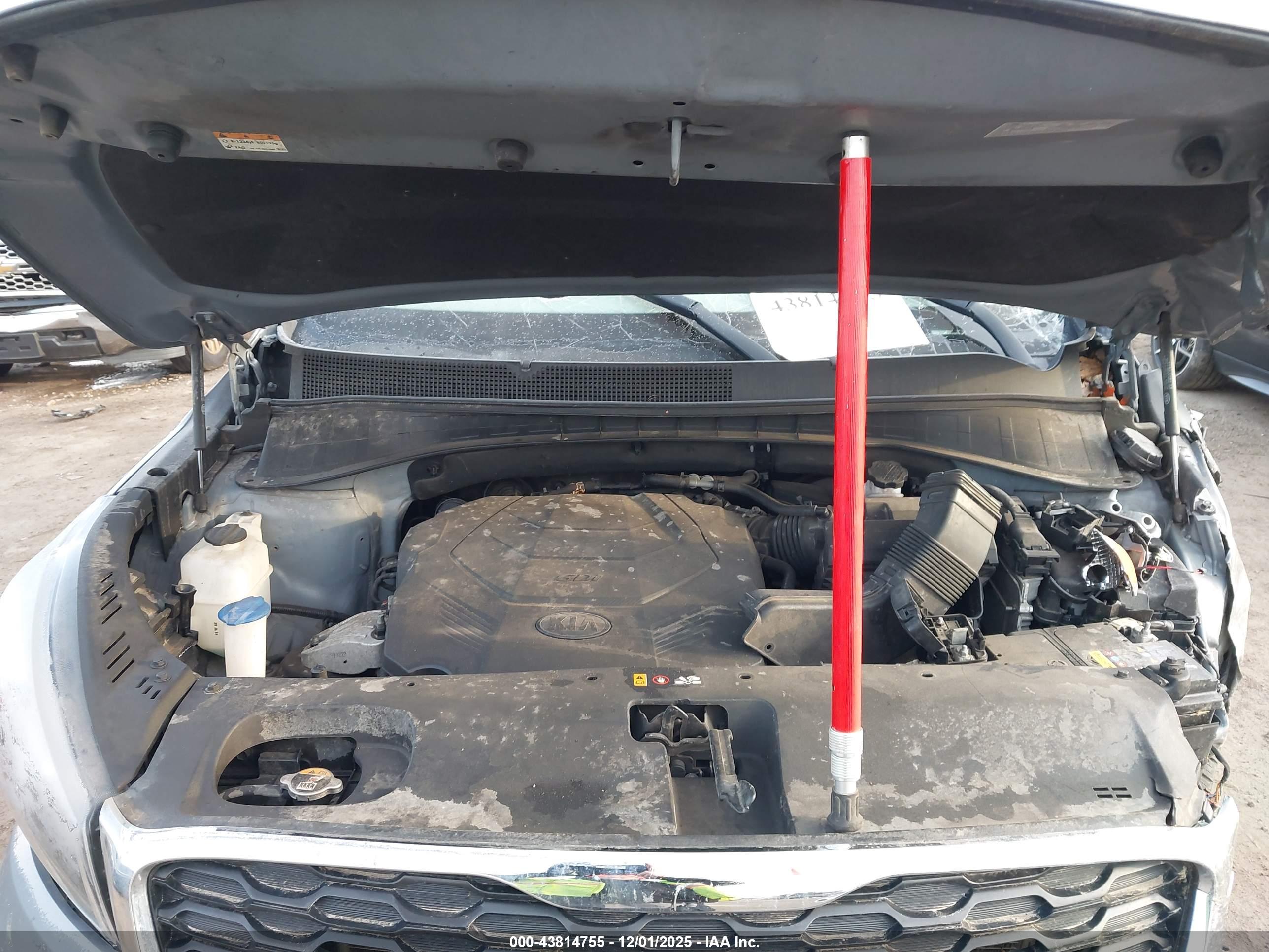 KIA SORENTO image 10
