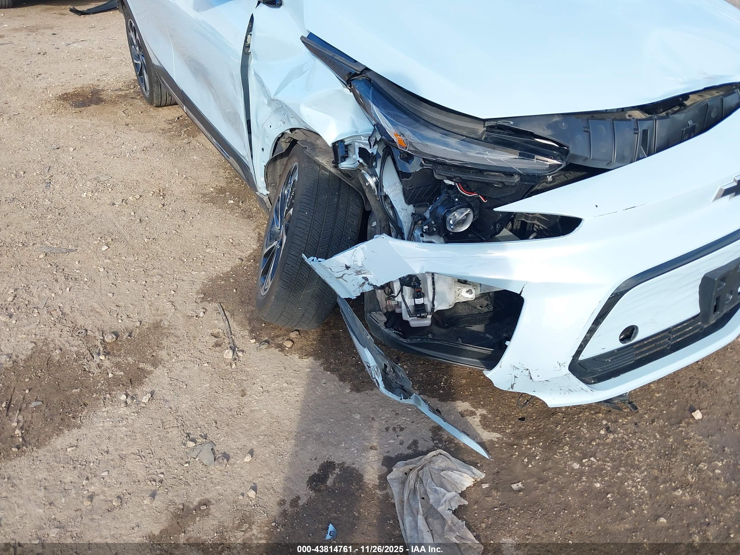 CHEVROLET BOLT image 6