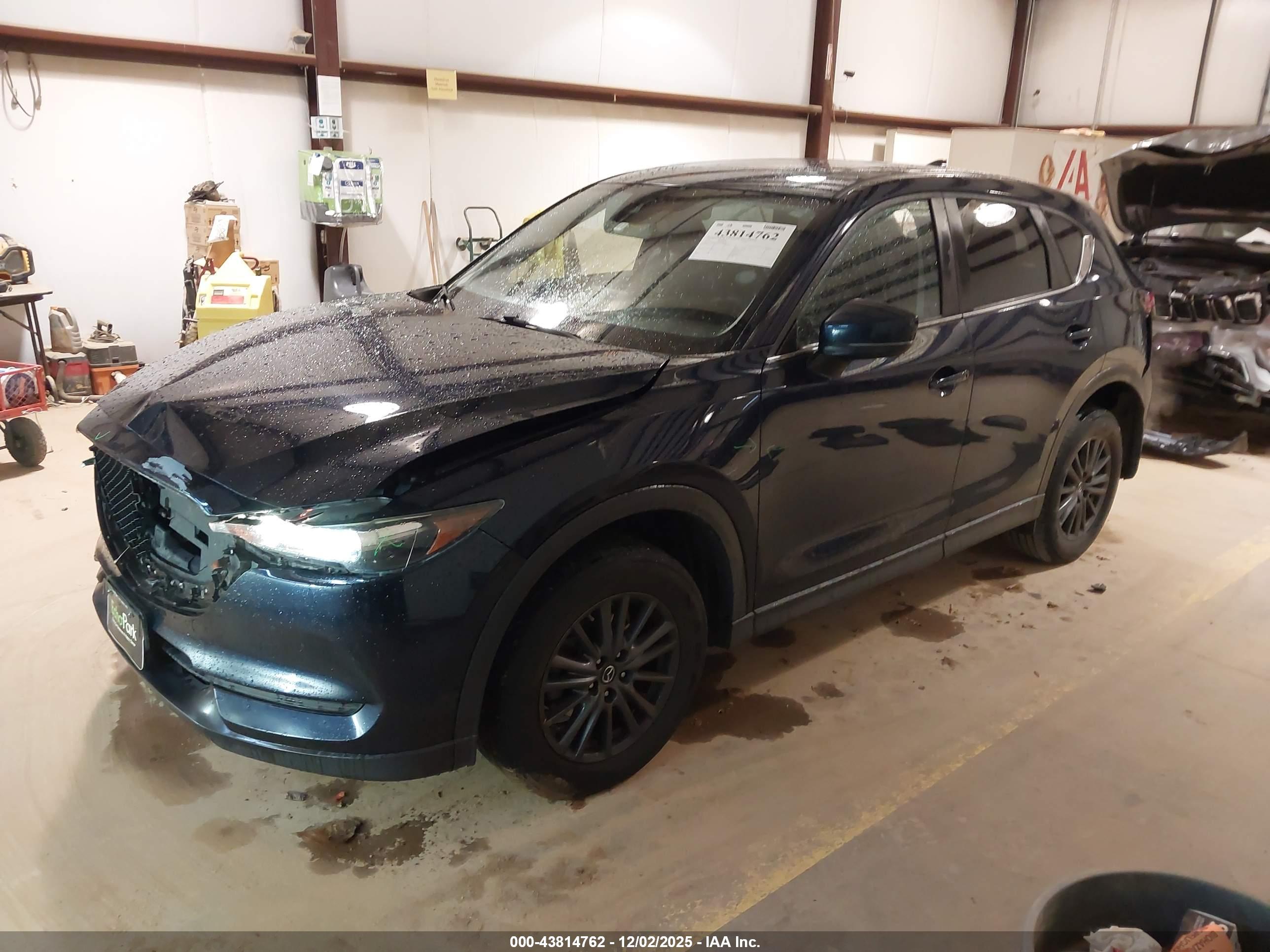 MAZDA CX-5 image 2