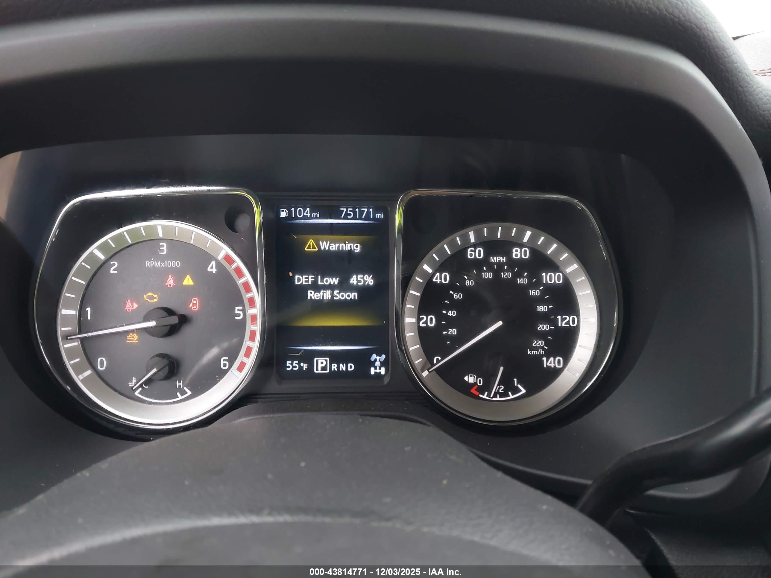 NISSAN TITAN image 7