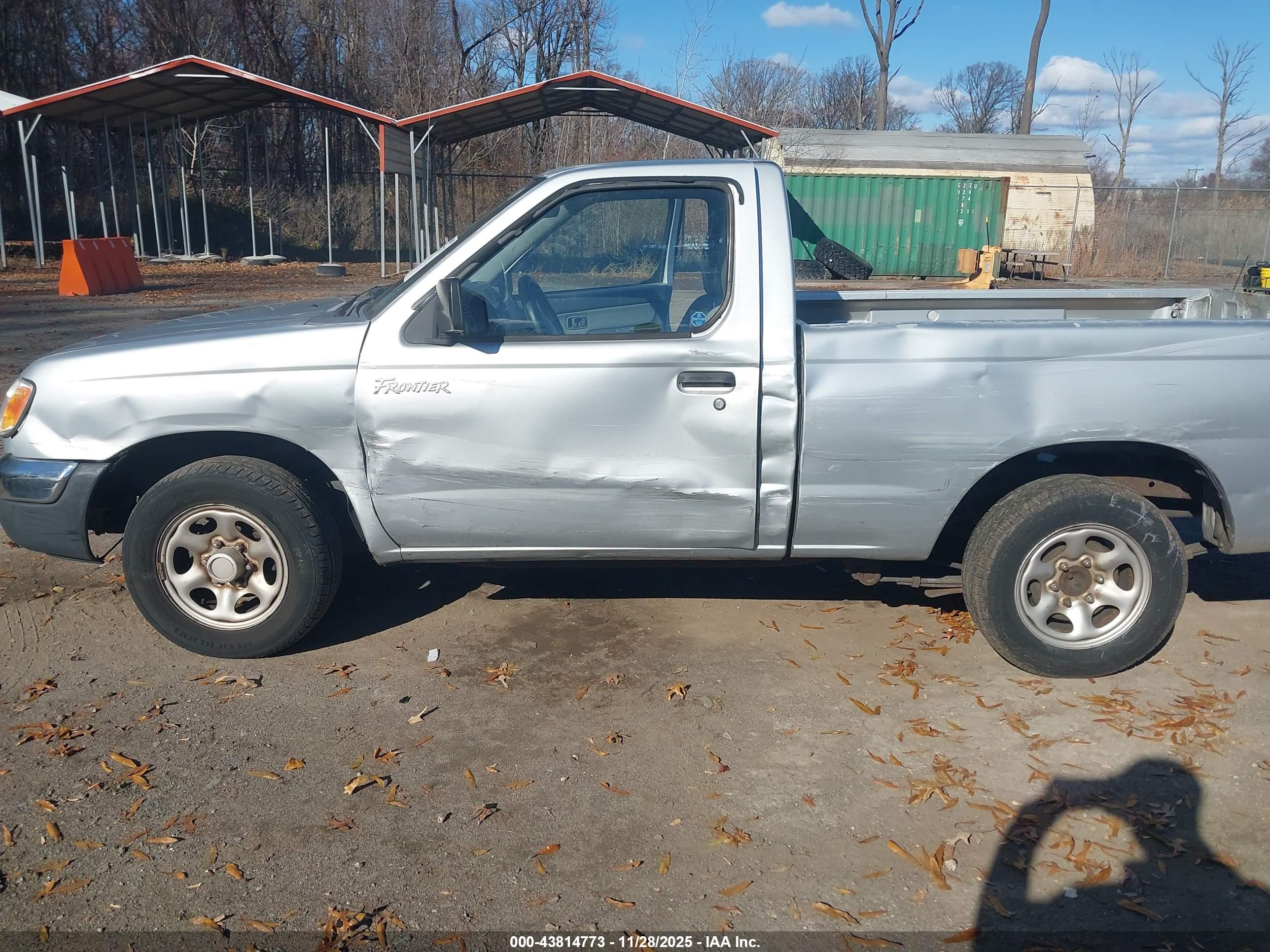 NISSAN FRONTIER image 6
