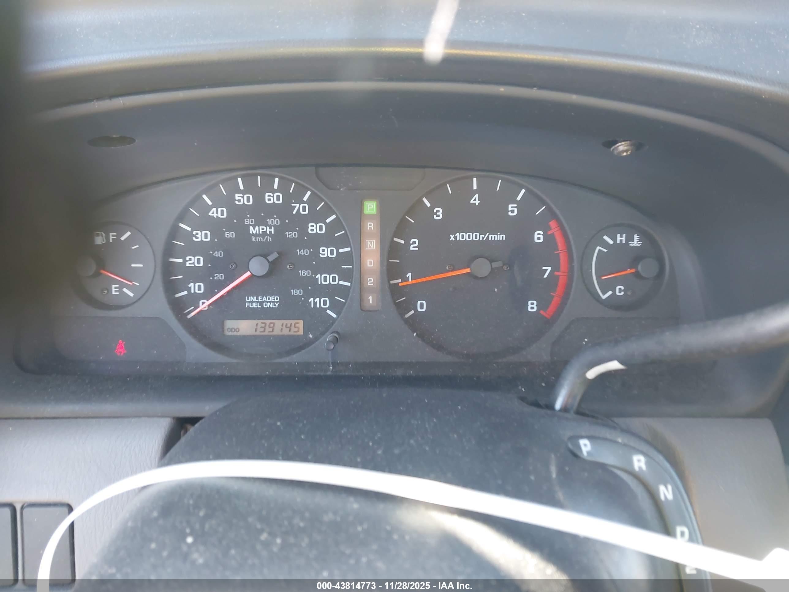 NISSAN FRONTIER image 7