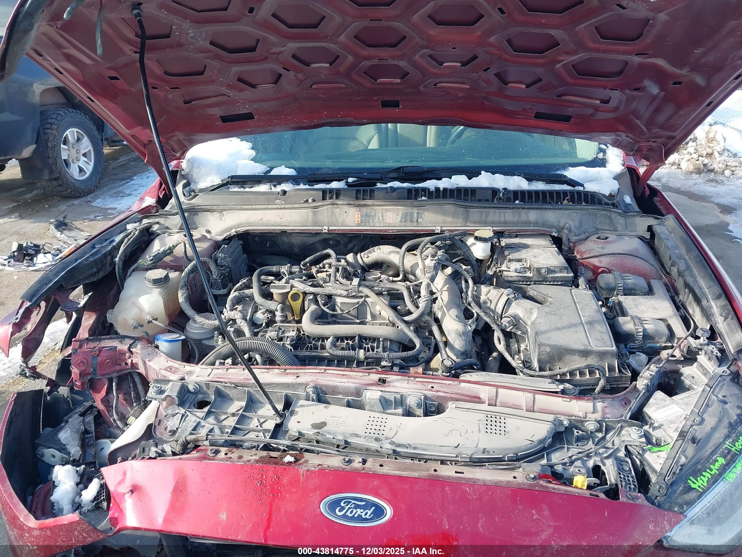 FORD FUSION image 10