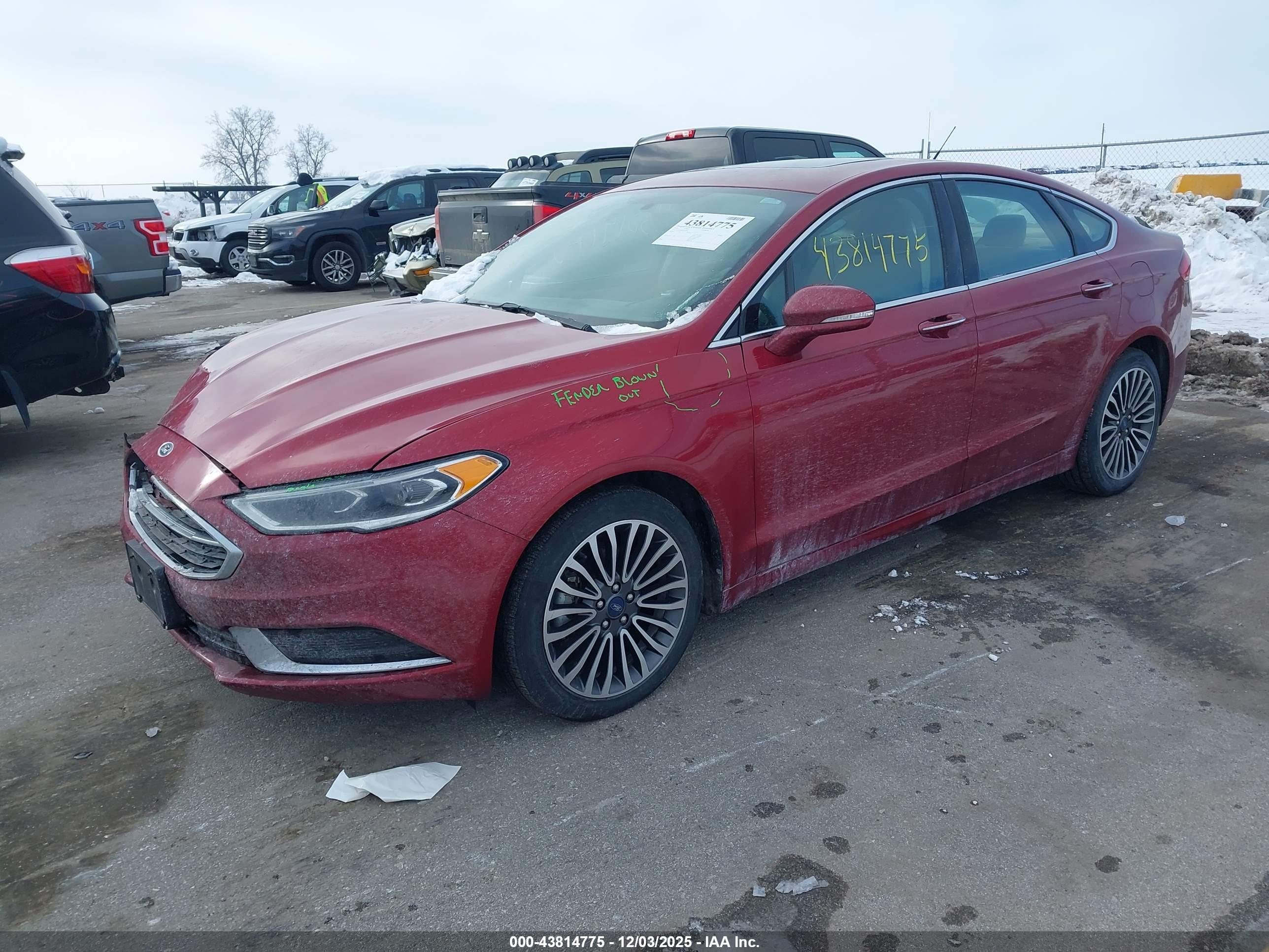 FORD FUSION image 2
