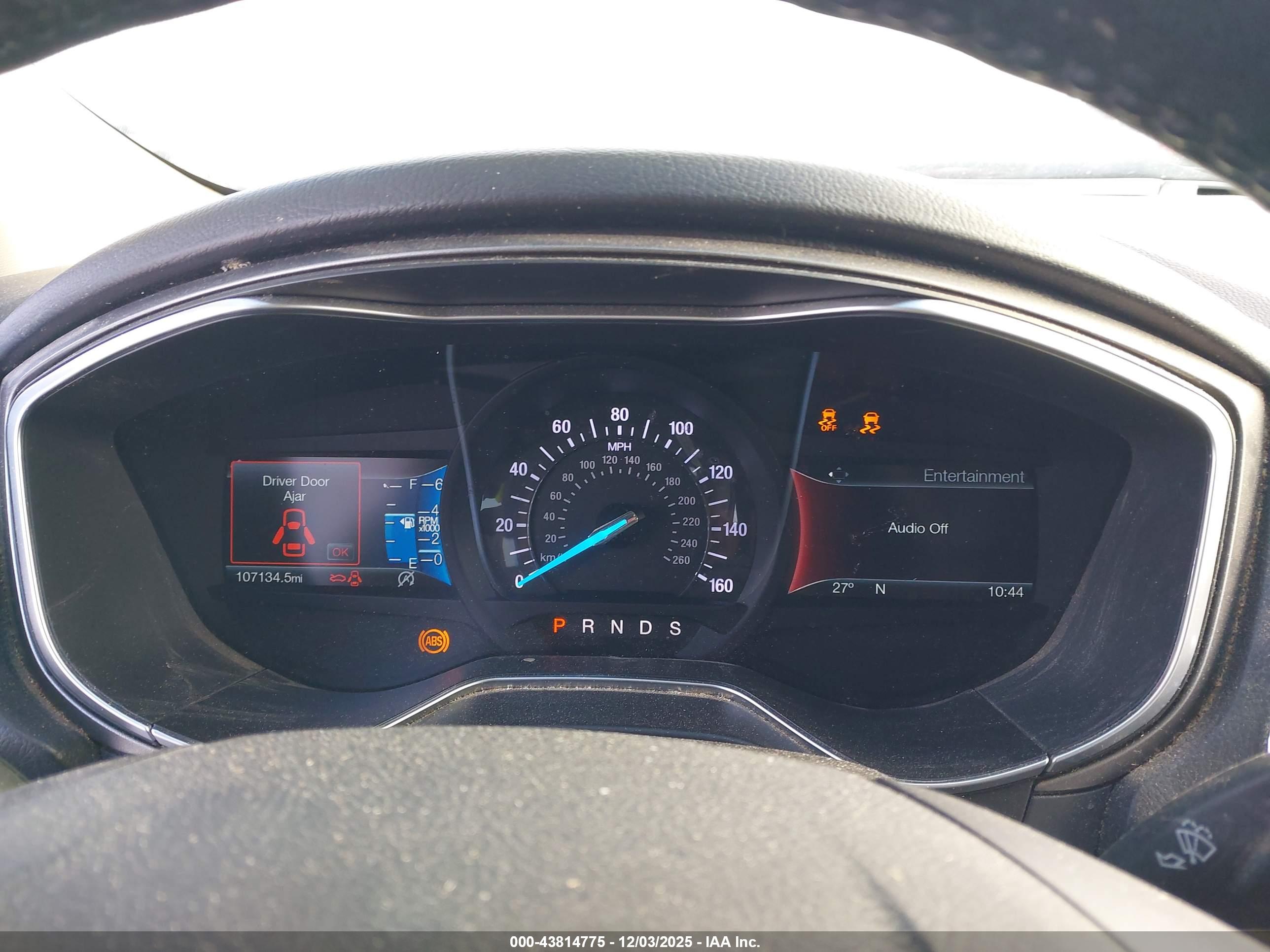 FORD FUSION image 7
