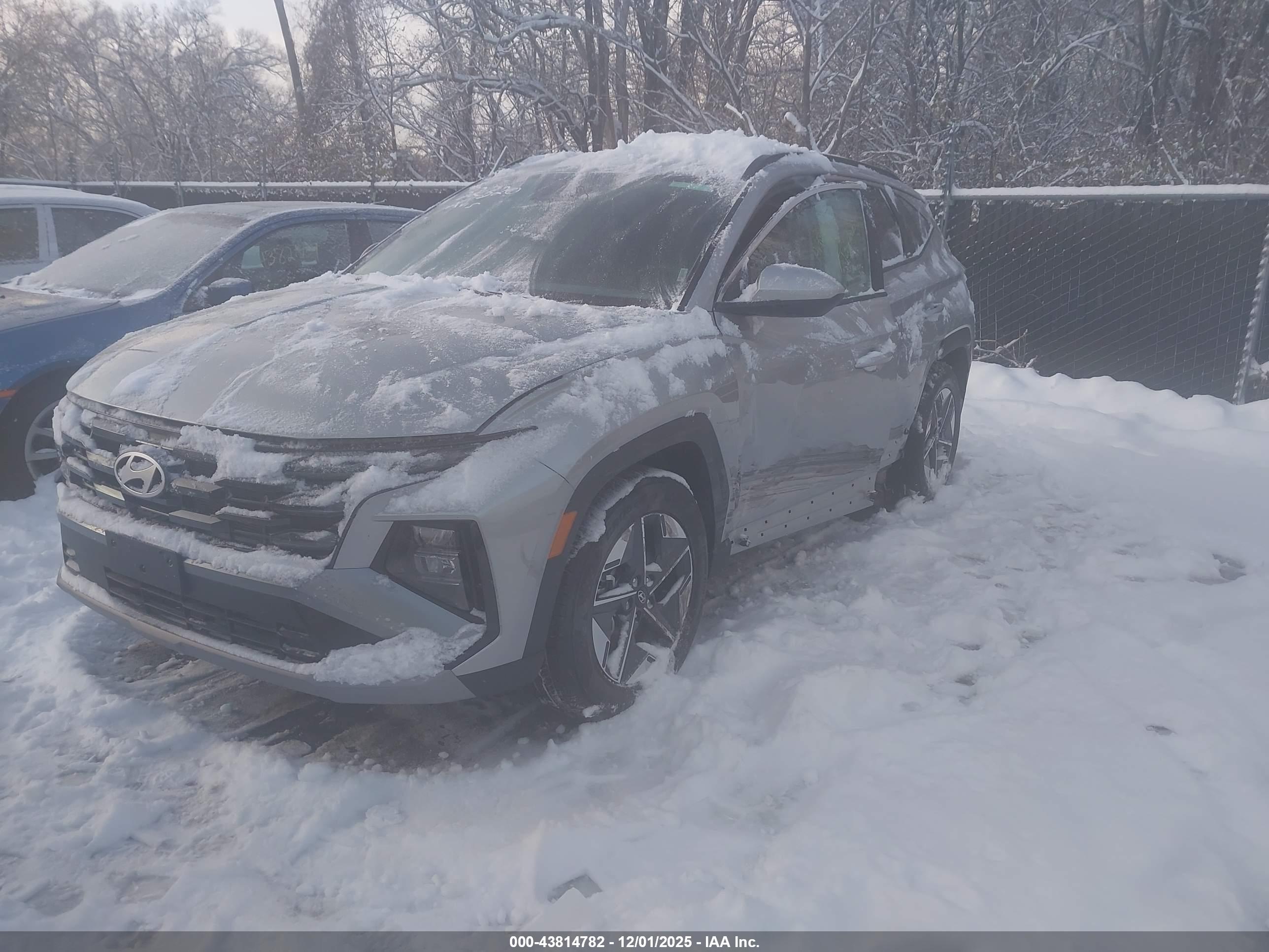 HYUNDAI TUCSON image 2