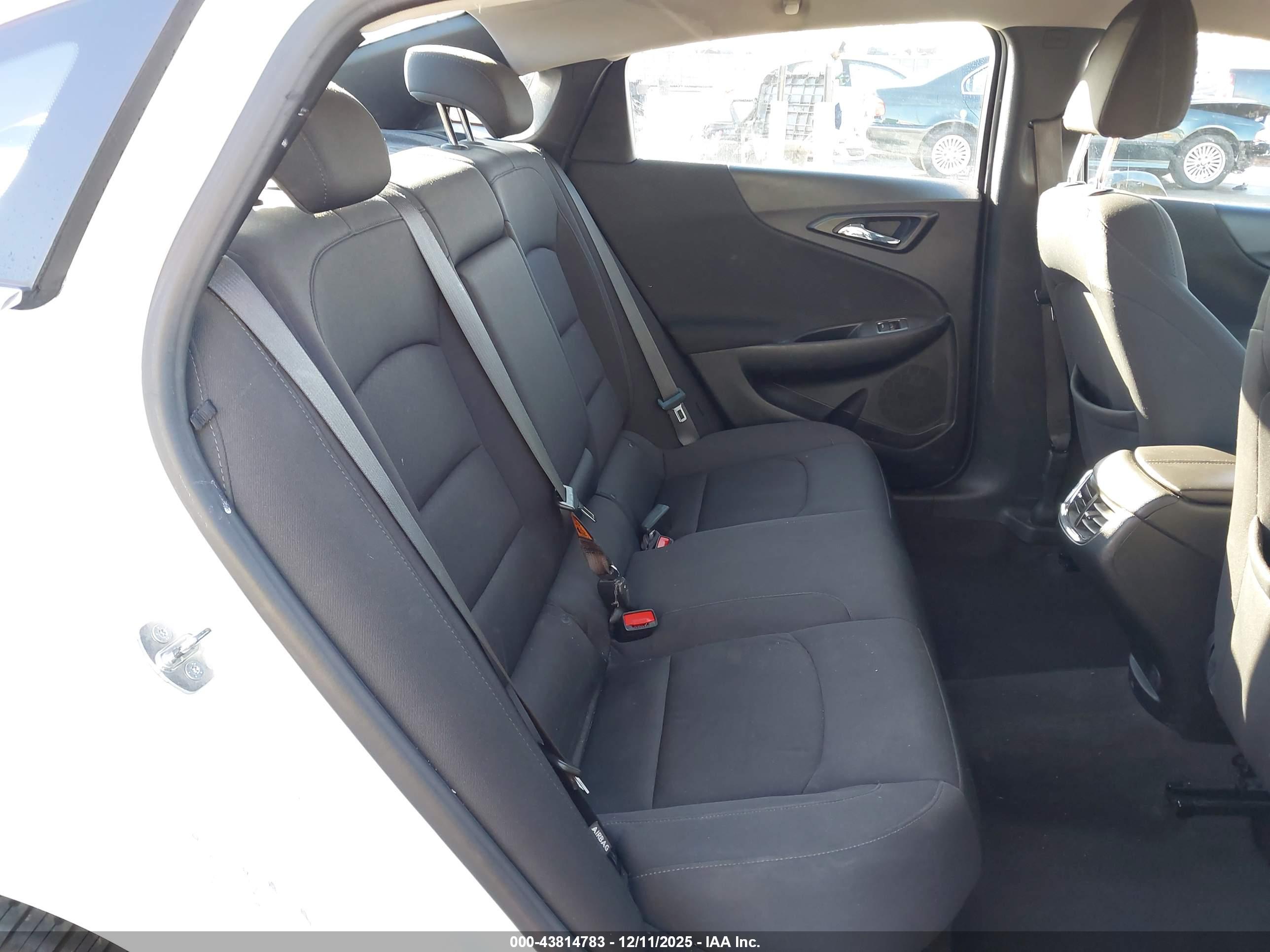 CHEVROLET MALIBU image 8