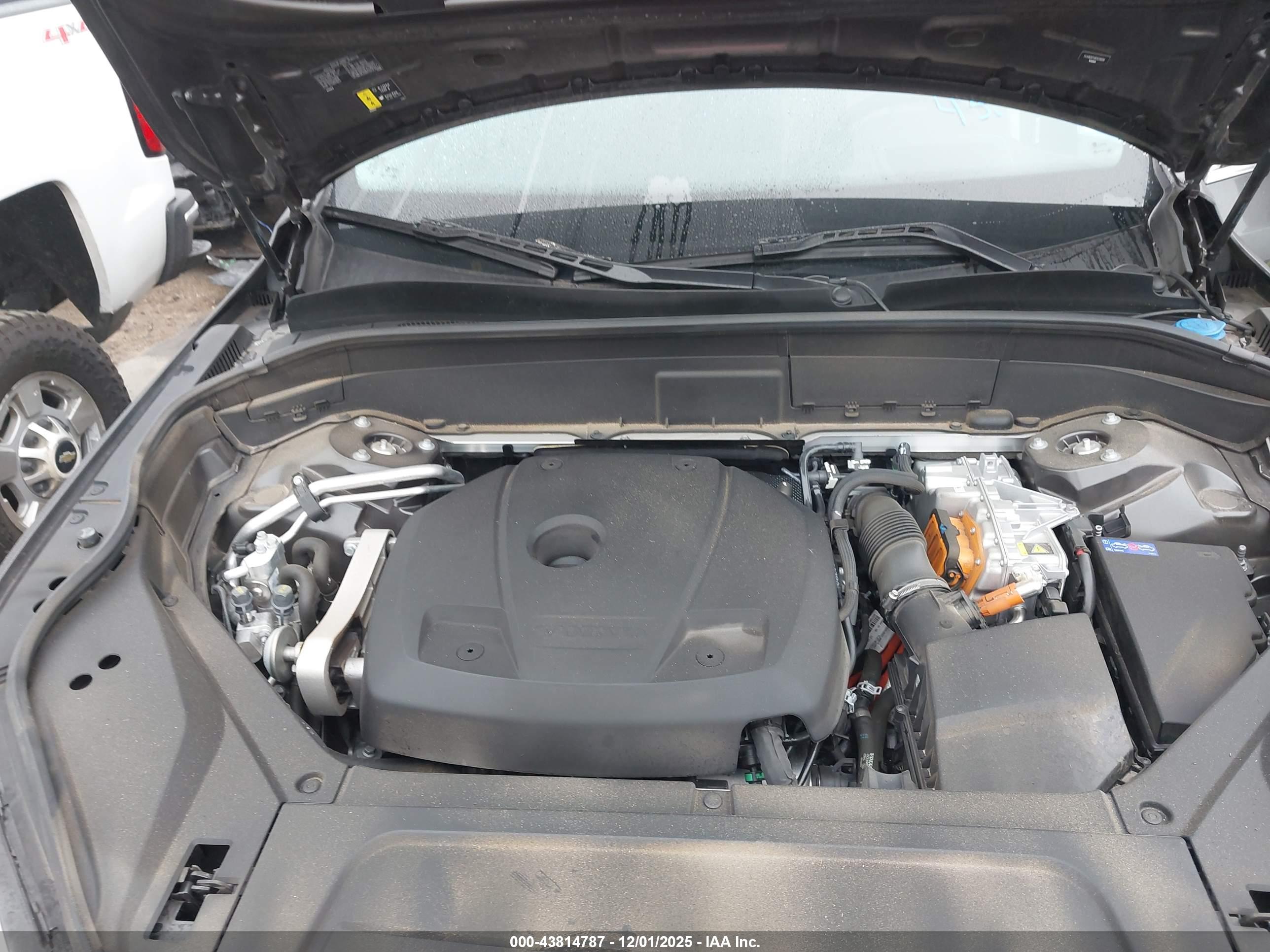 VOLVO XC90 image 10