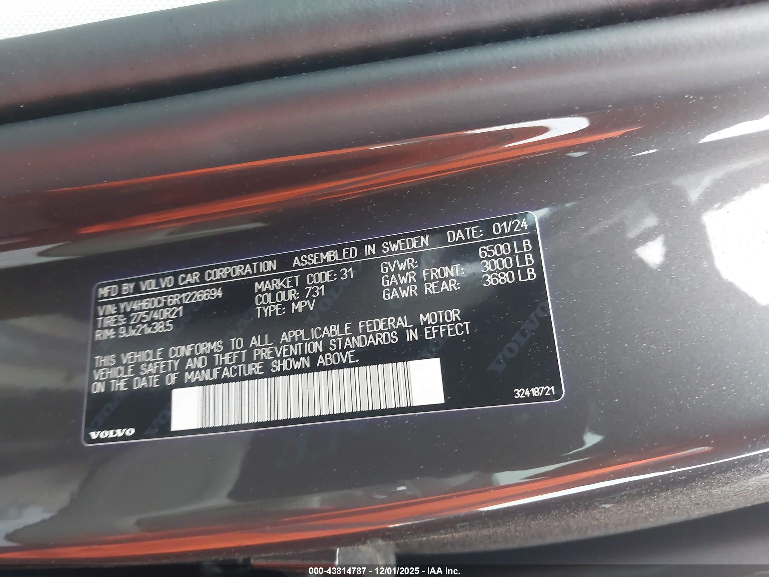 VOLVO XC90 image 9