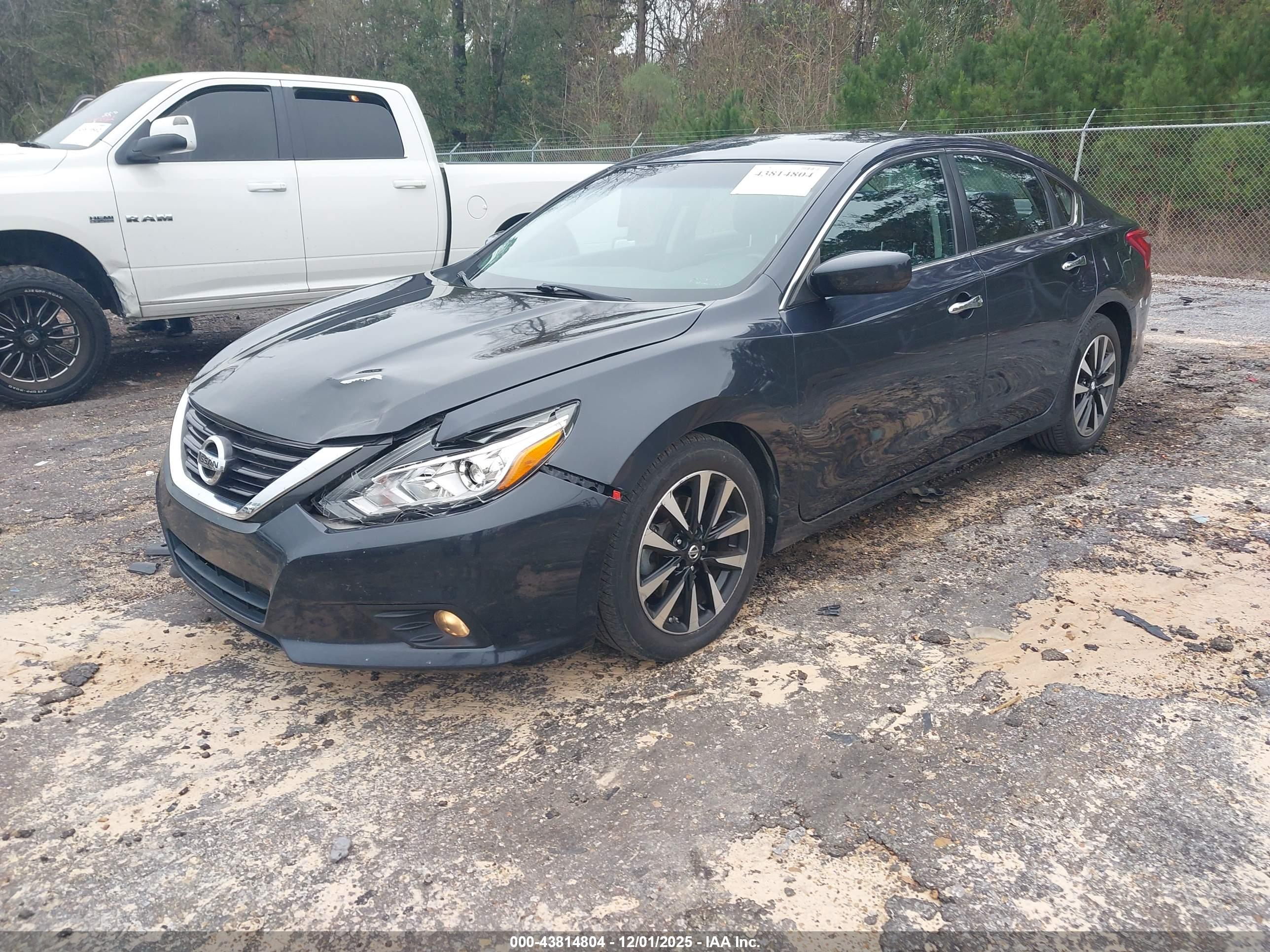 NISSAN ALTIMA image 2