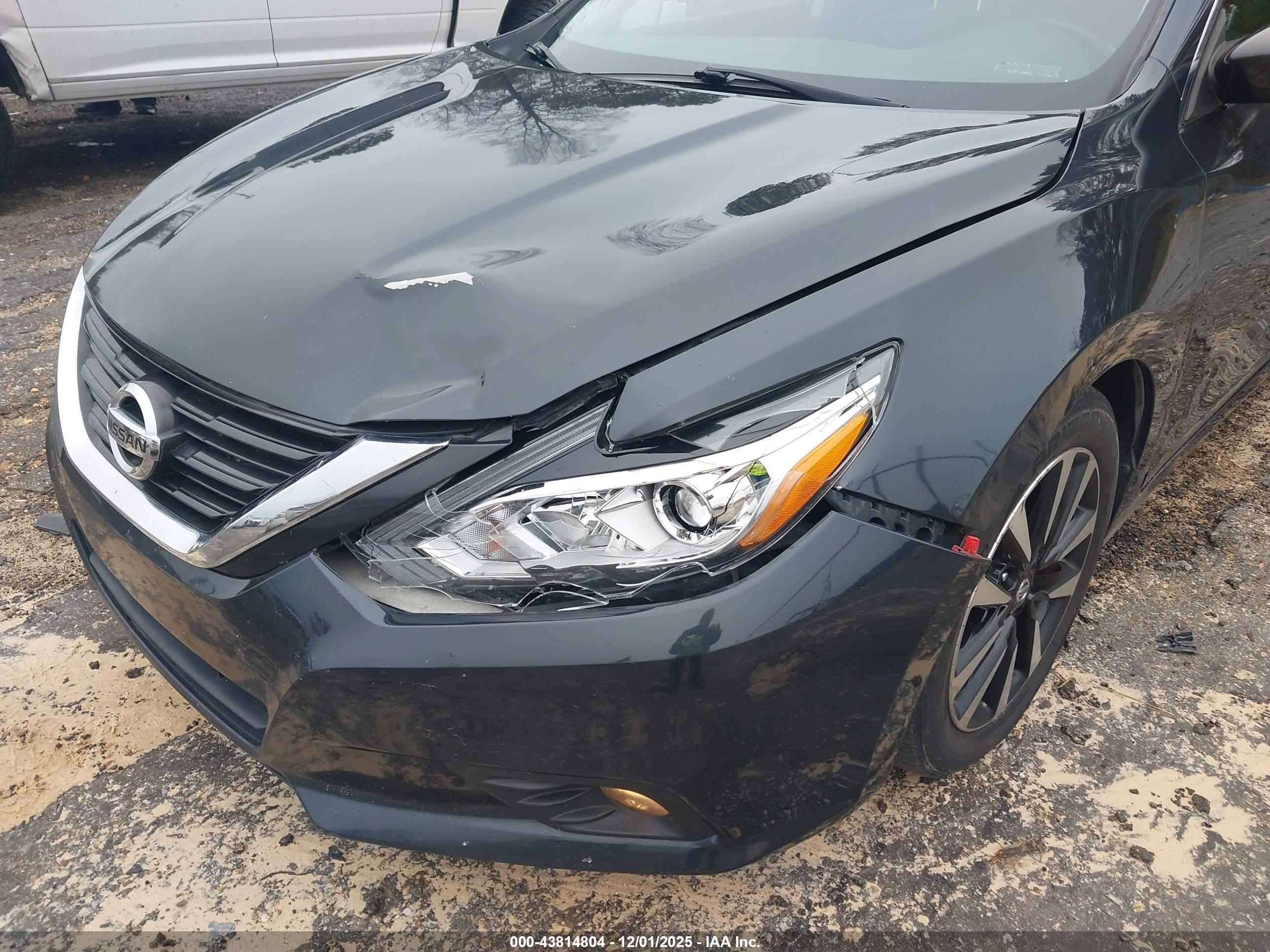 NISSAN ALTIMA image 6