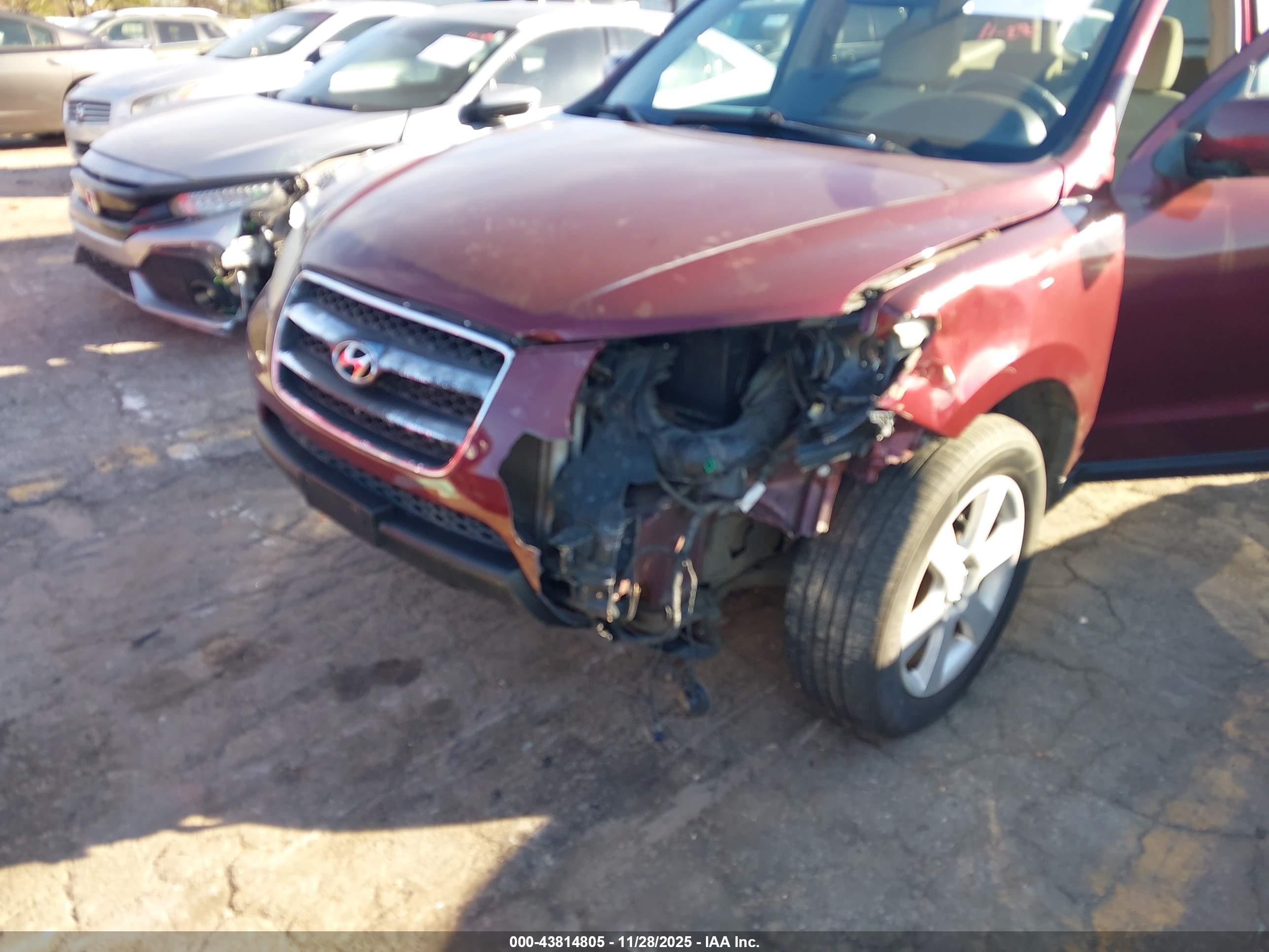 HYUNDAI SANTA image 6