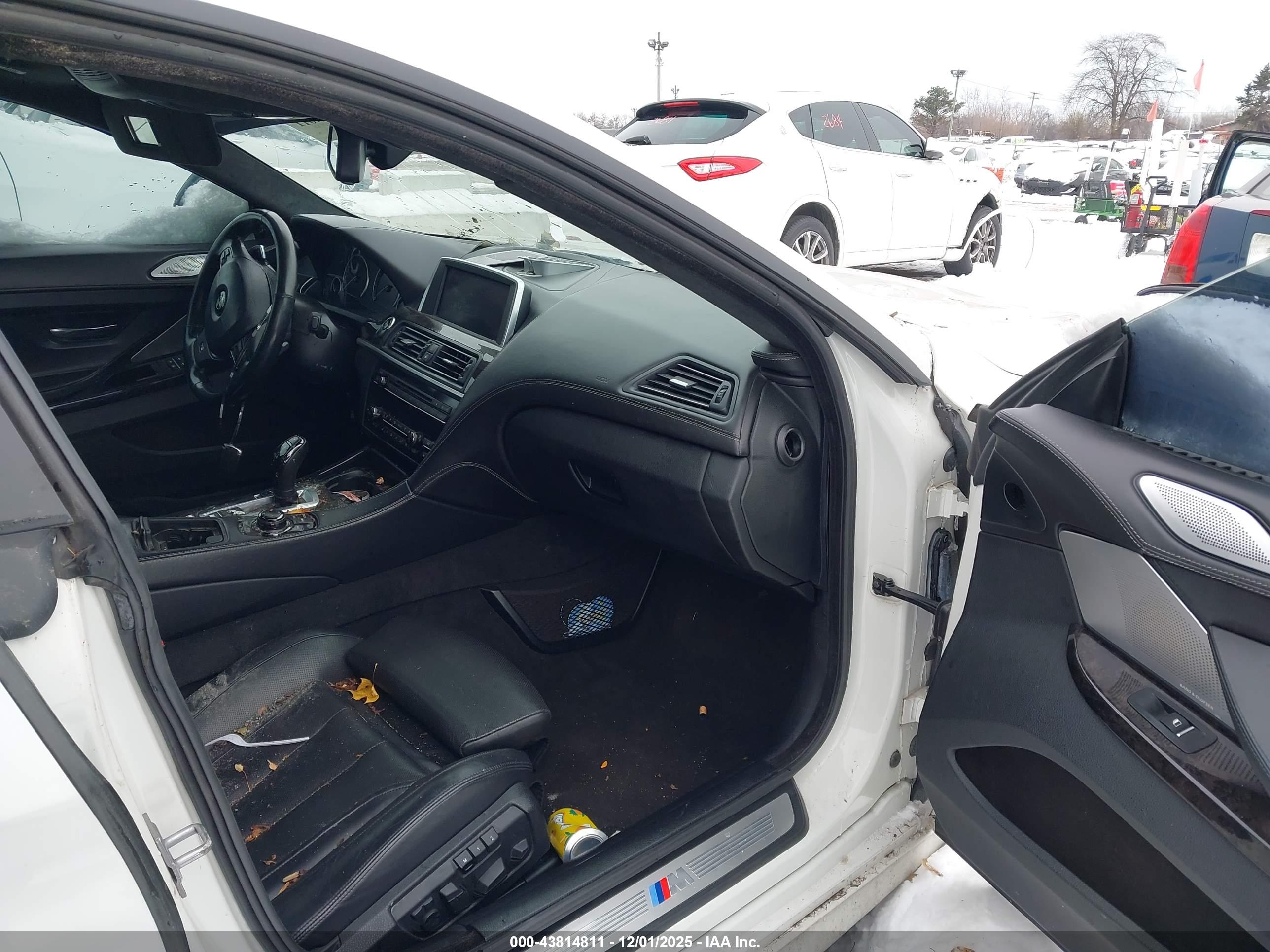 BMW 650I image 5