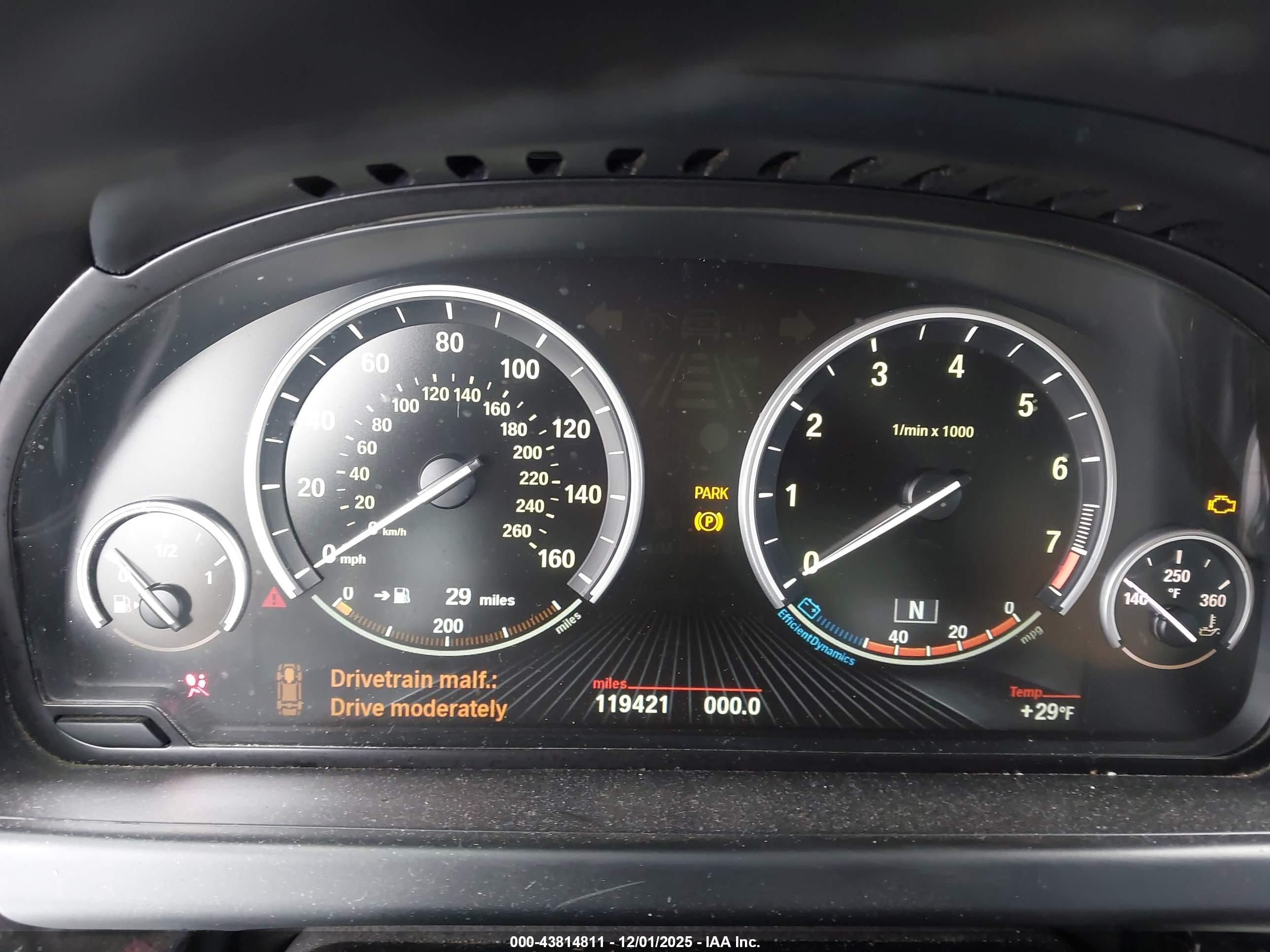 BMW 650I image 7