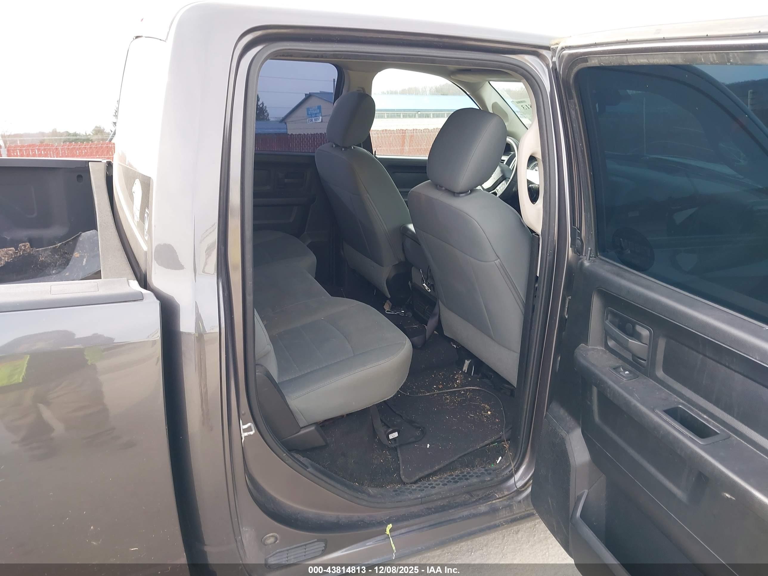 RAM 1500 image 8