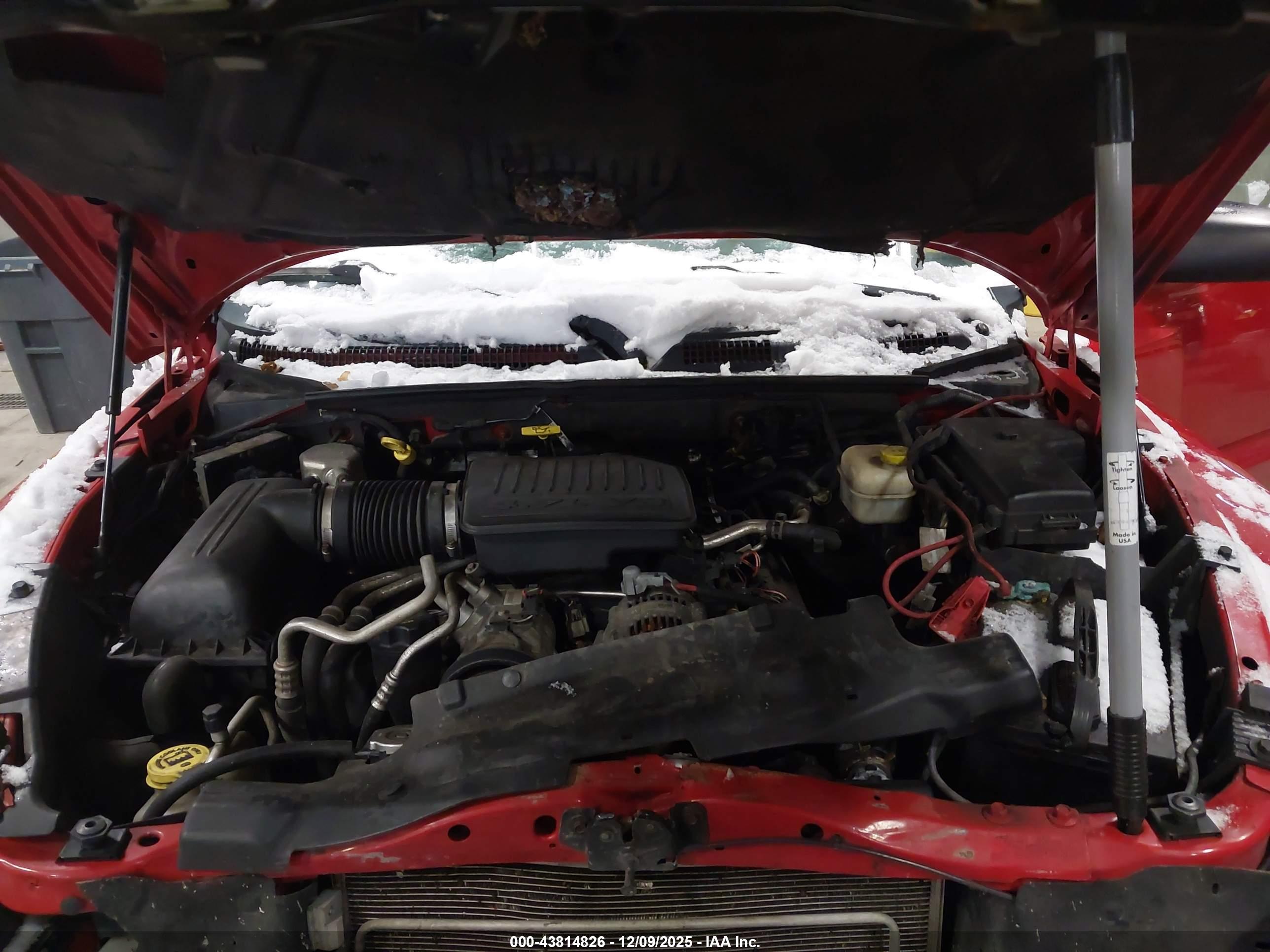 DODGE DAKOTA image 10