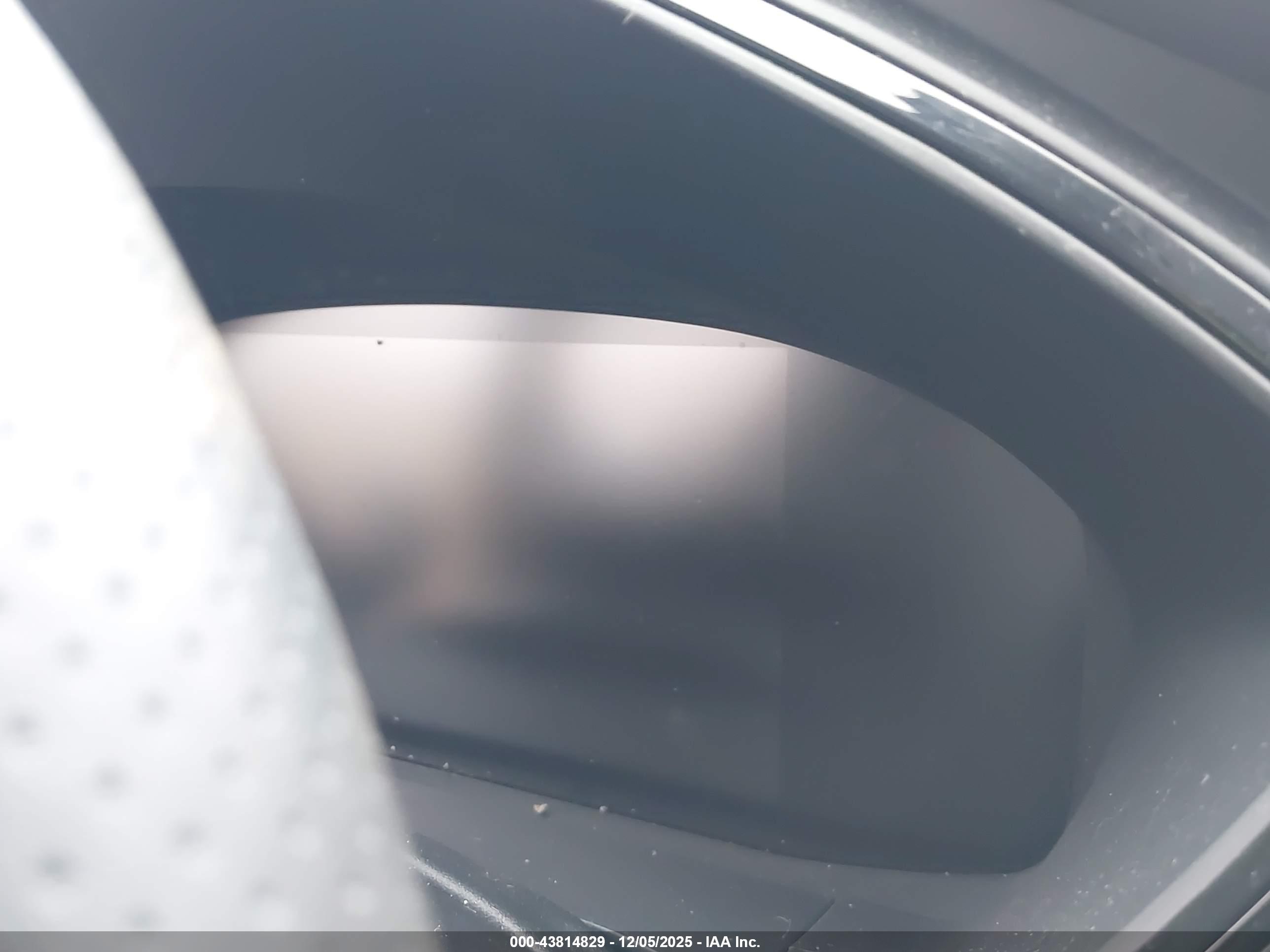 FORD ESCAPE image 7