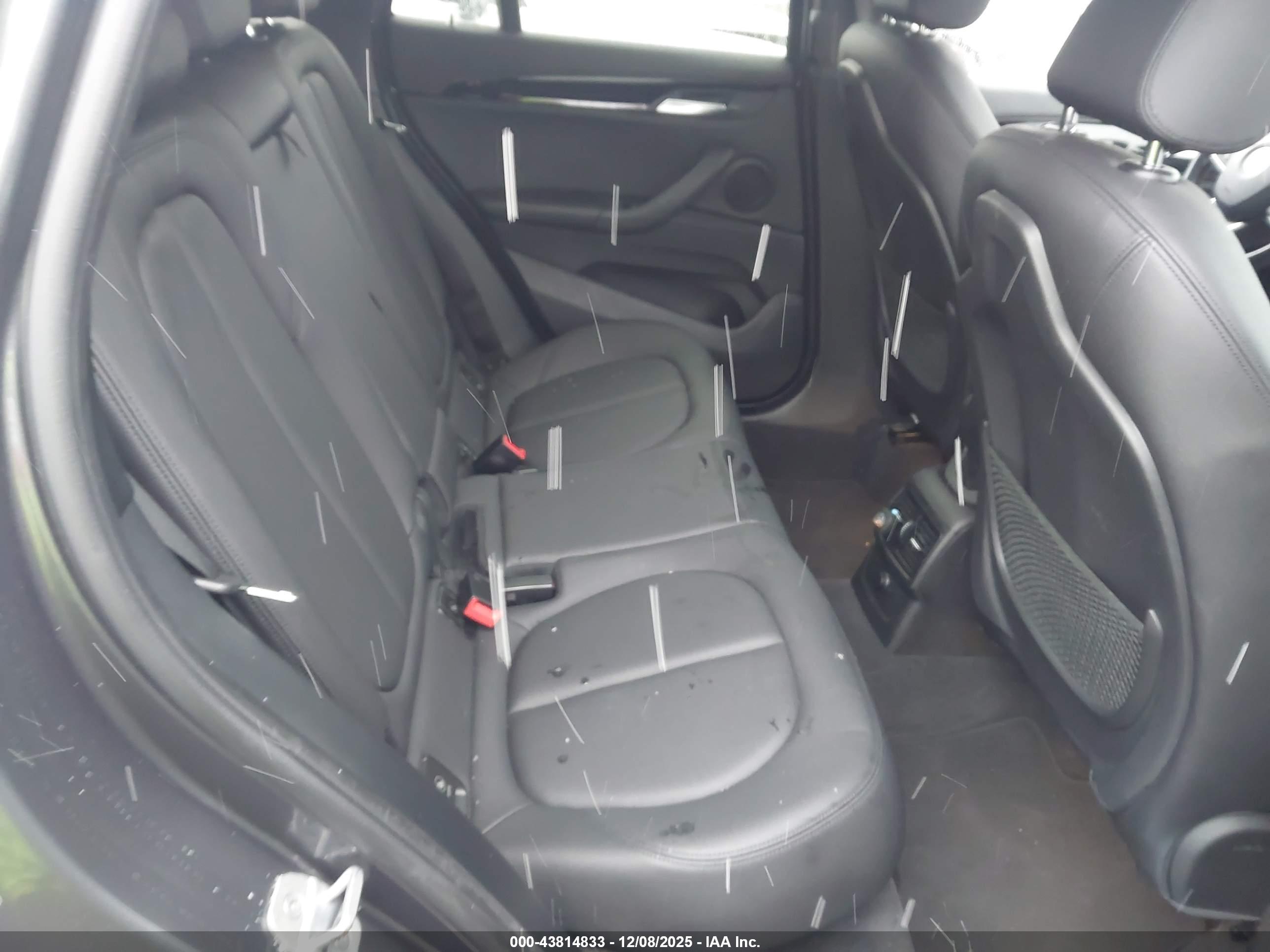 BMW X1 image 8
