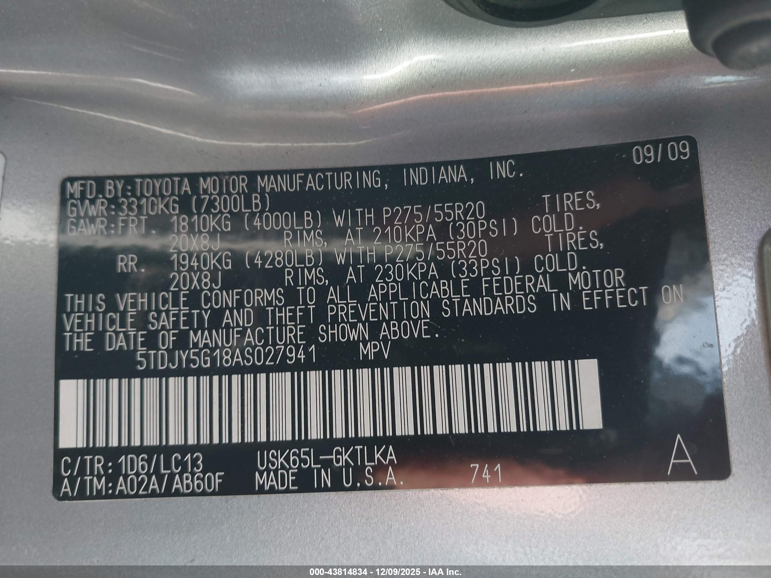 TOYOTA SEQUOIA image 9