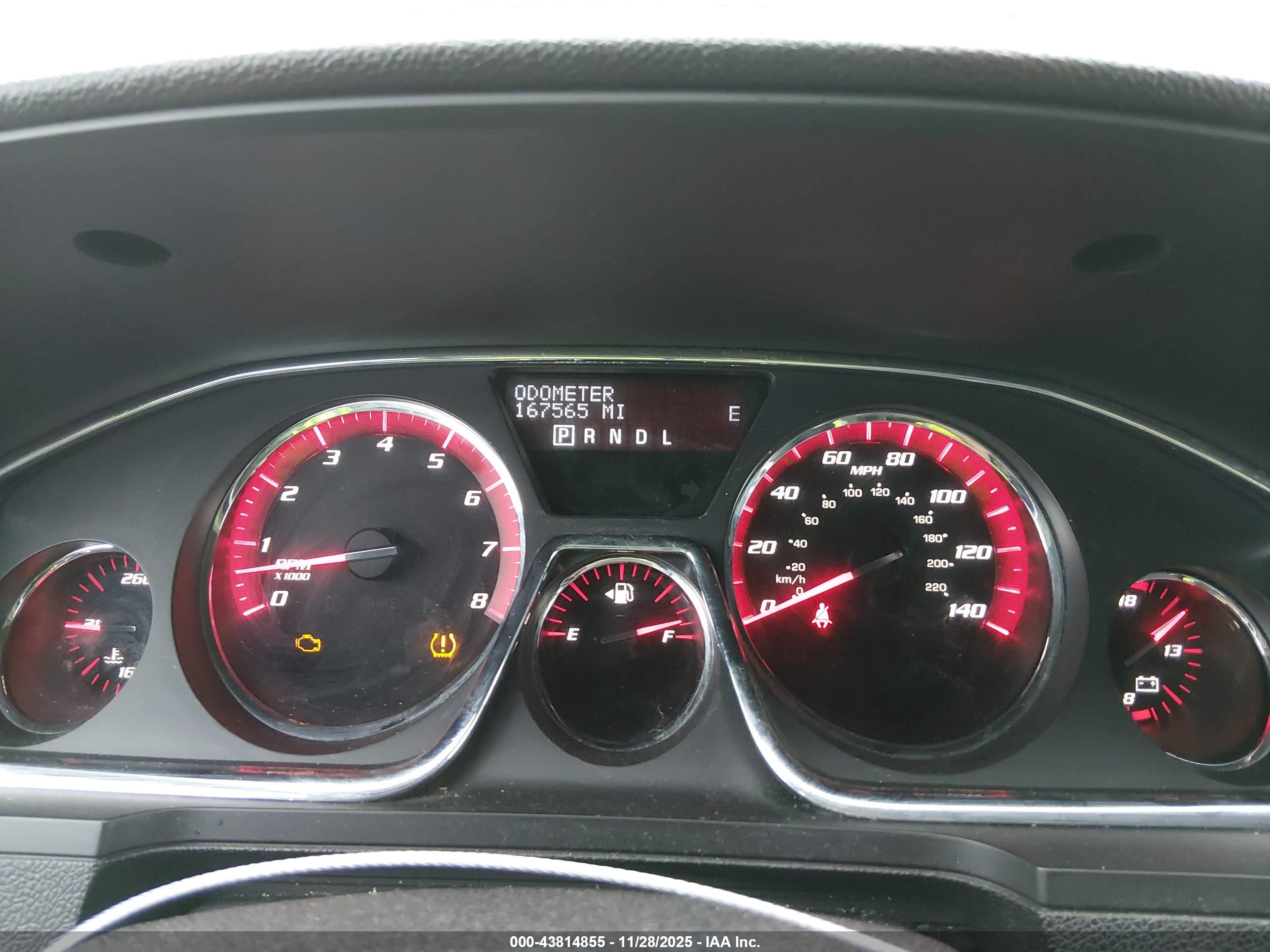 GMC ACADIA image 7