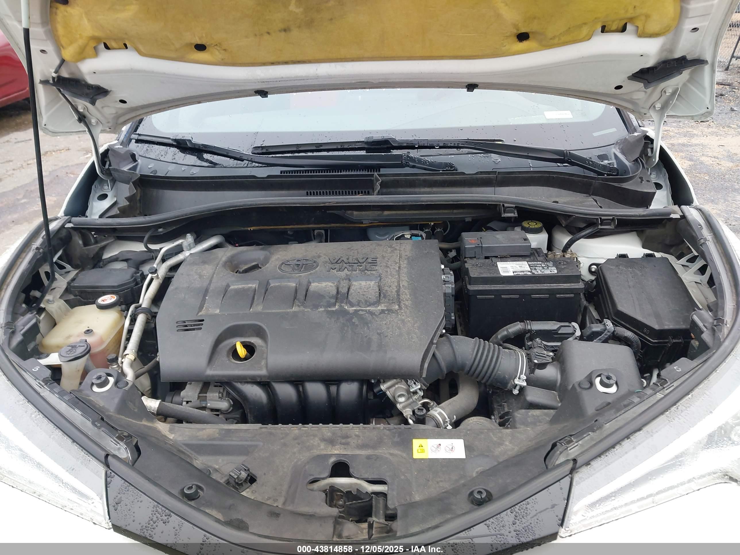 TOYOTA C-HR image 10
