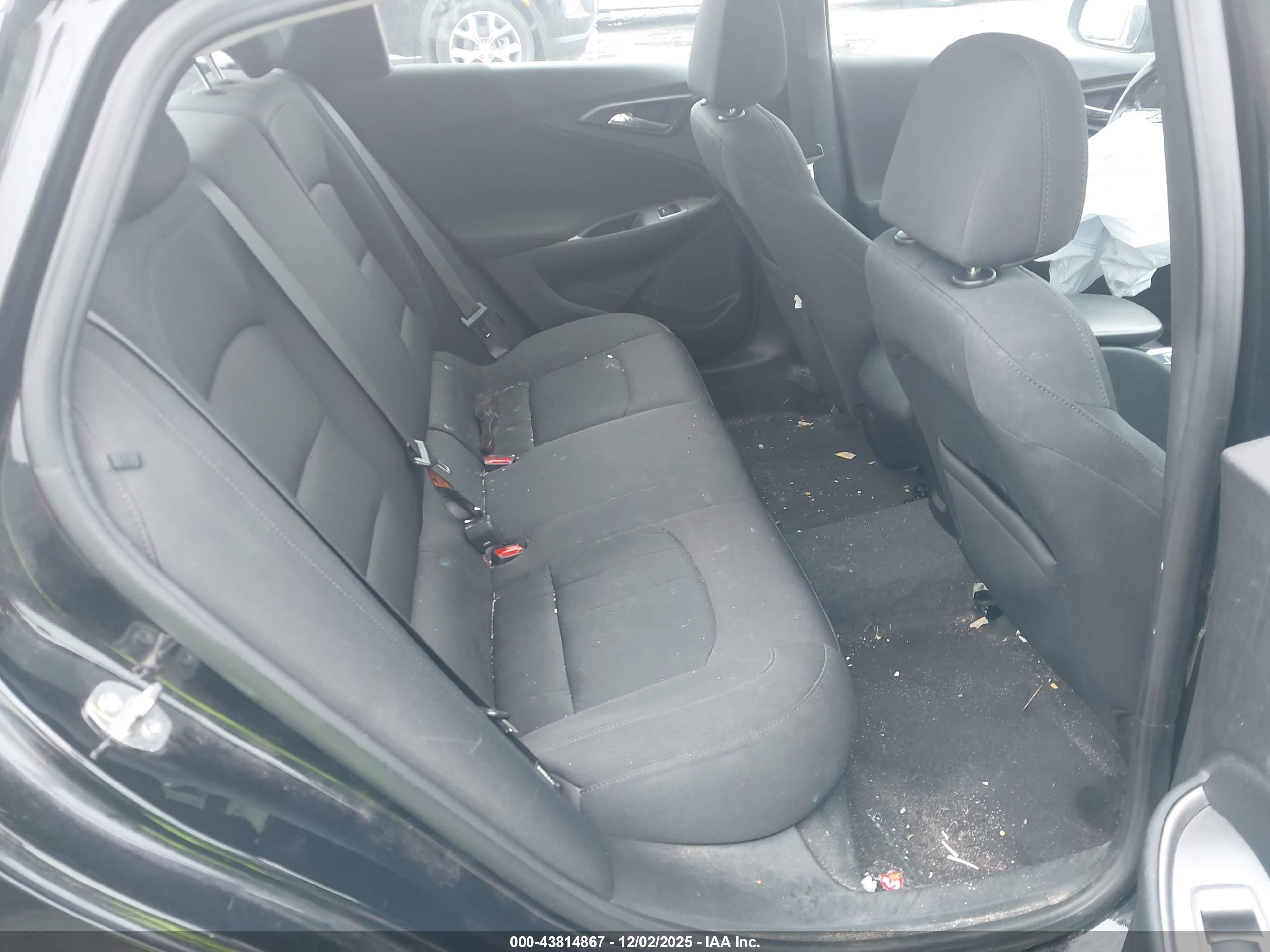 CHEVROLET MALIBU image 8