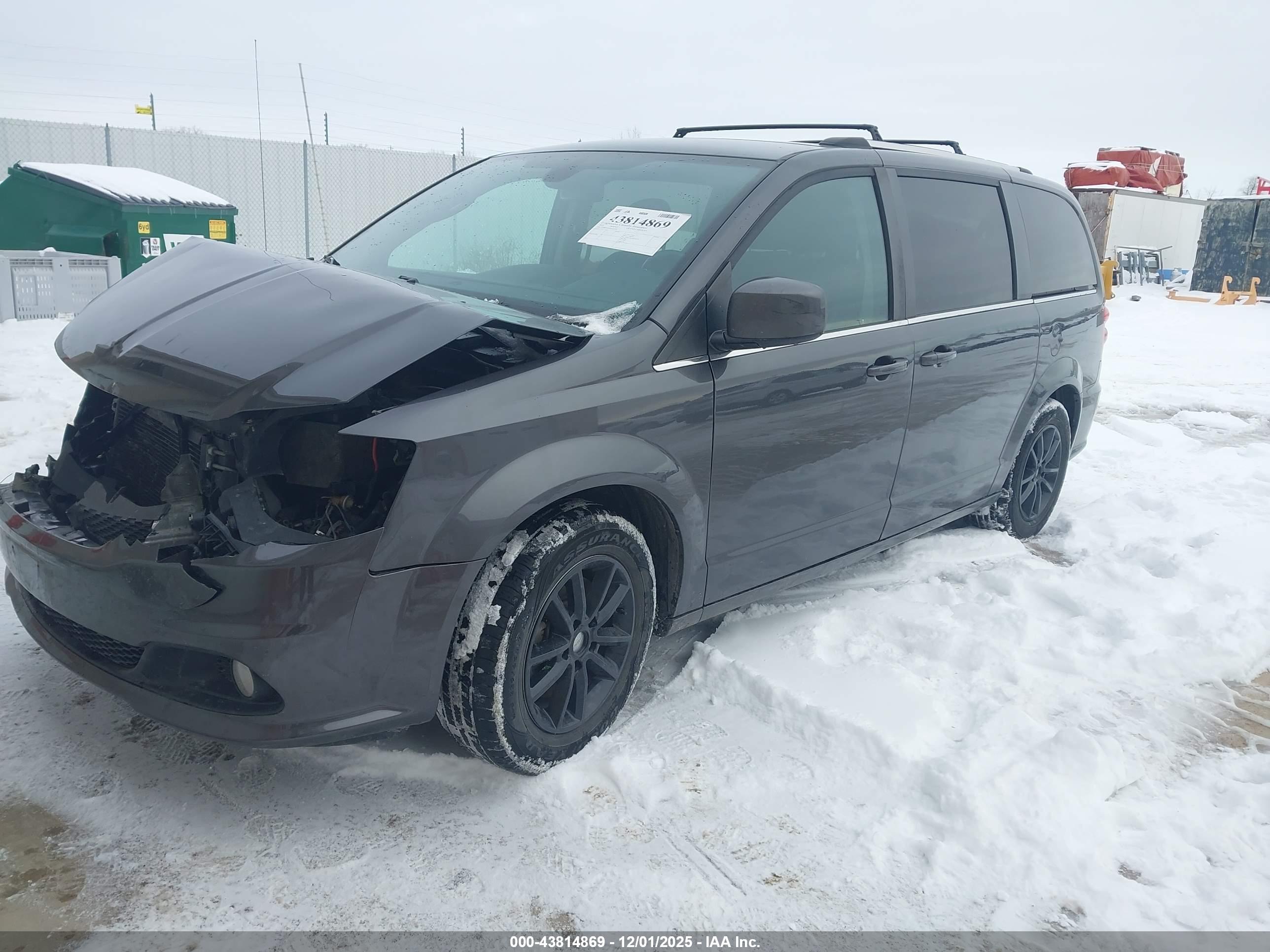 DODGE GRAND image 2