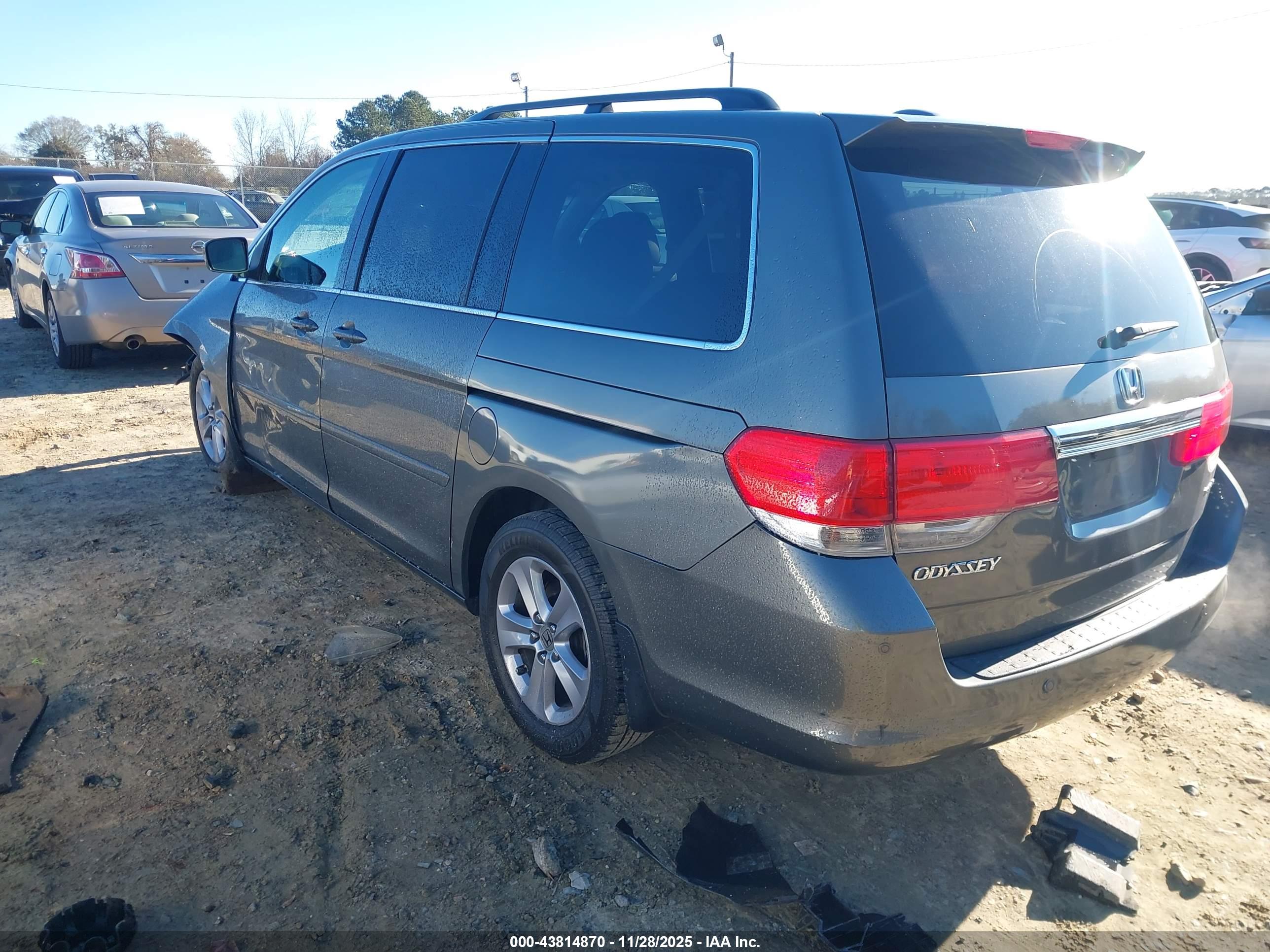 HONDA ODYSSEY image 3