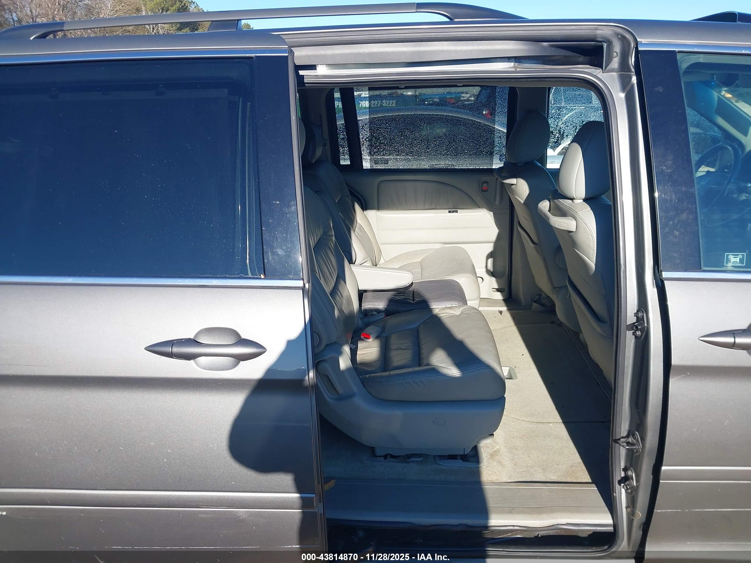 HONDA ODYSSEY image 8