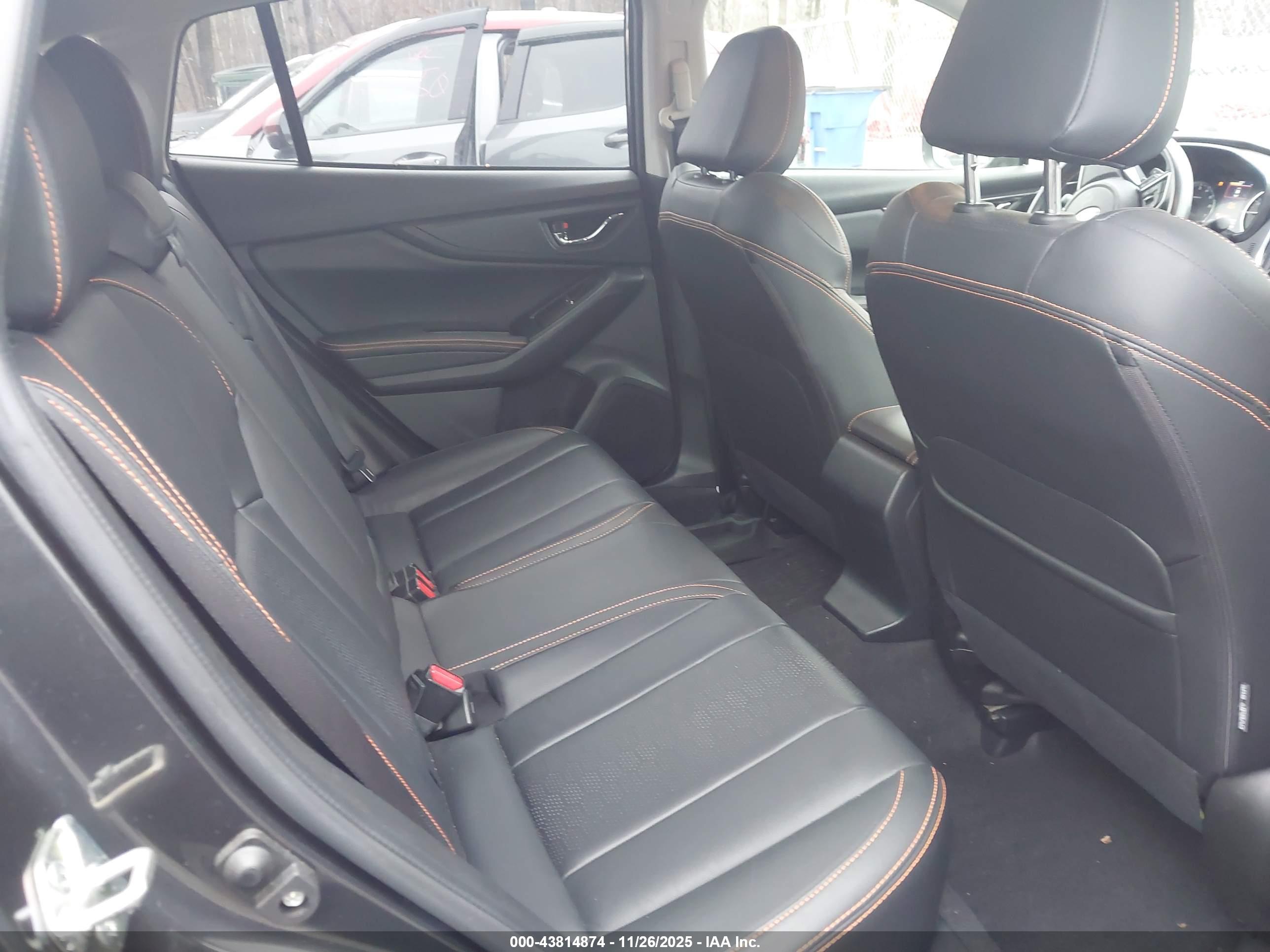 SUBARU CROSSTREK image 8