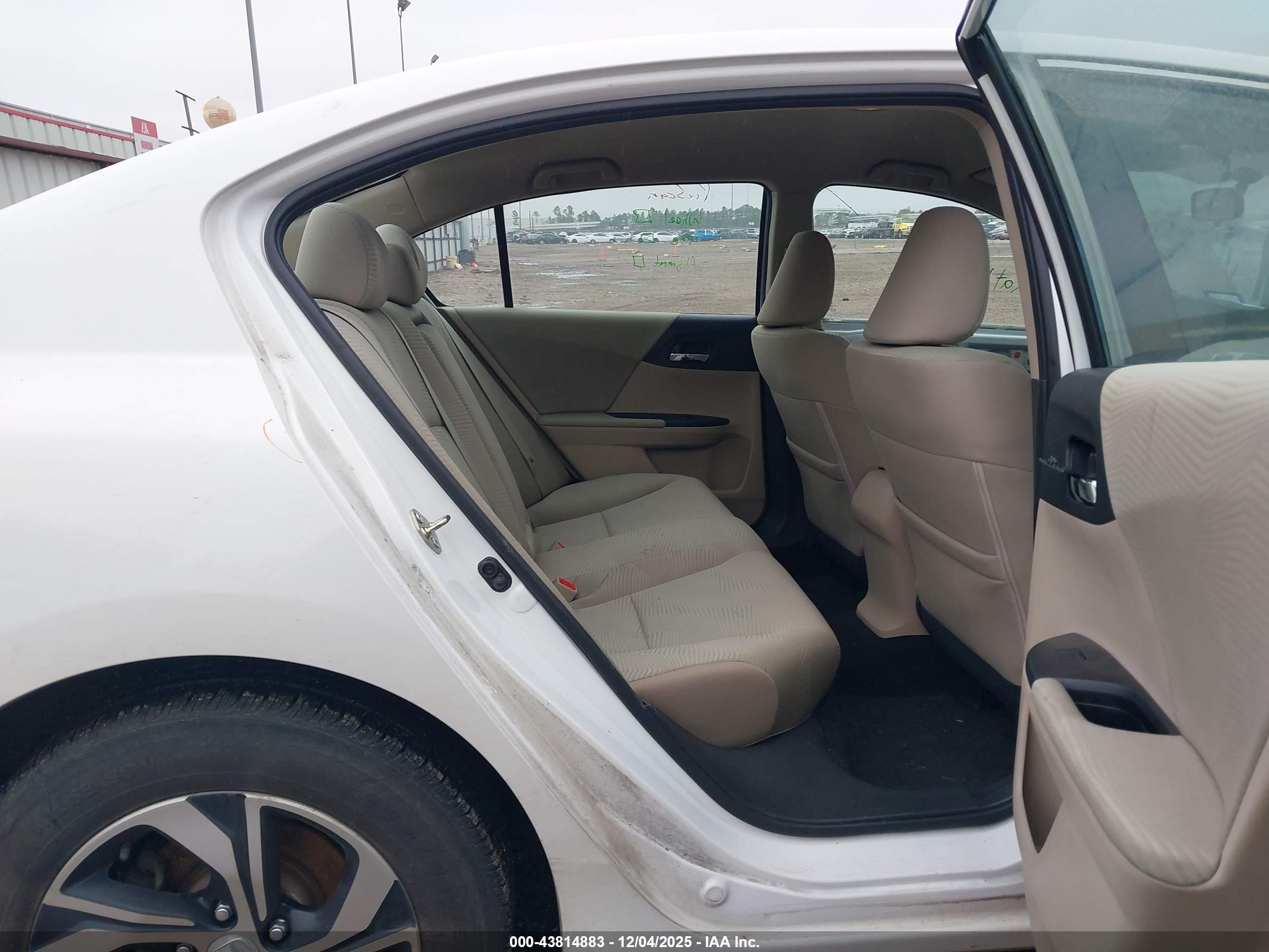 HONDA ACCORD image 8