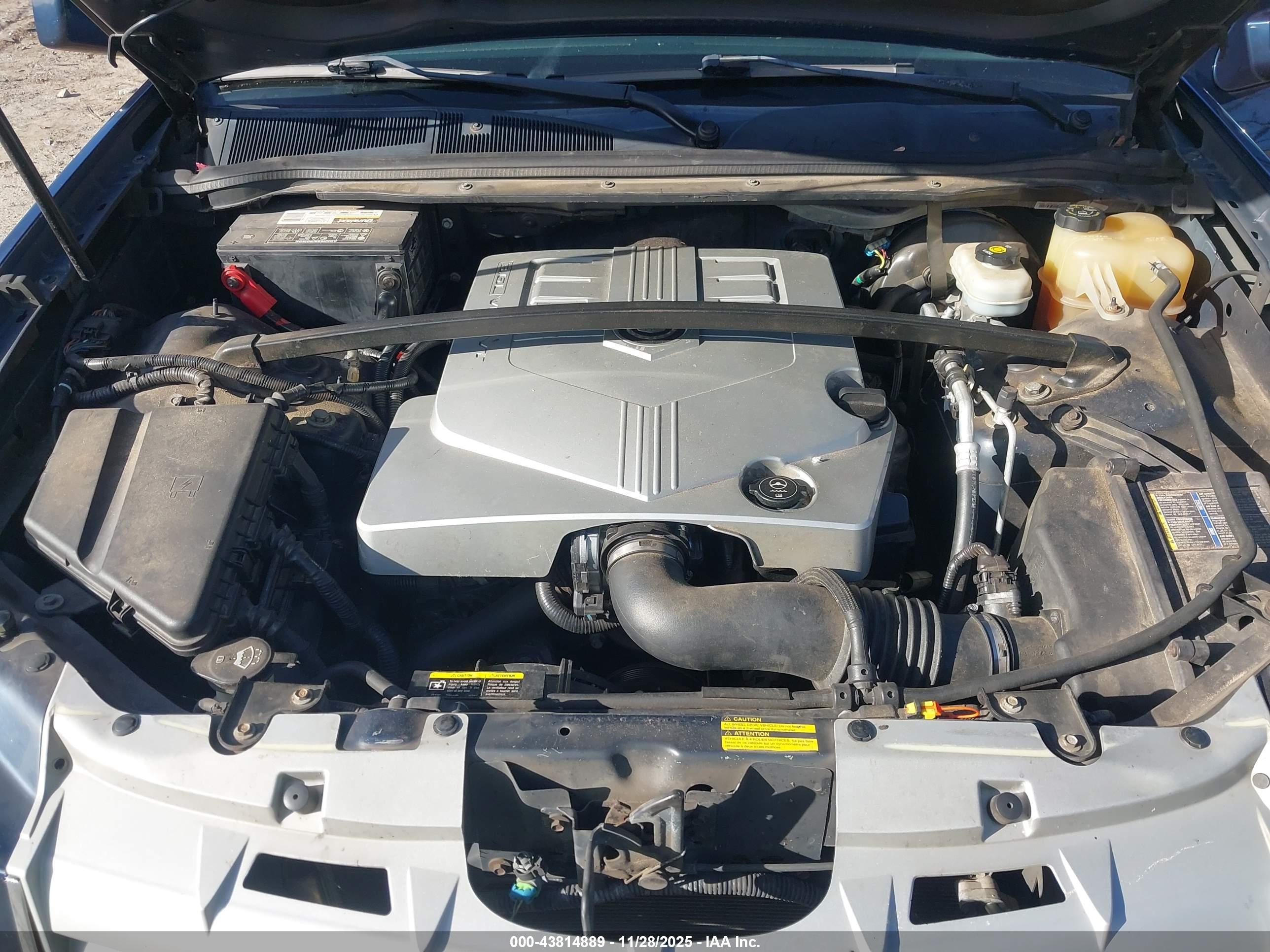 CADILLAC SRX image 10