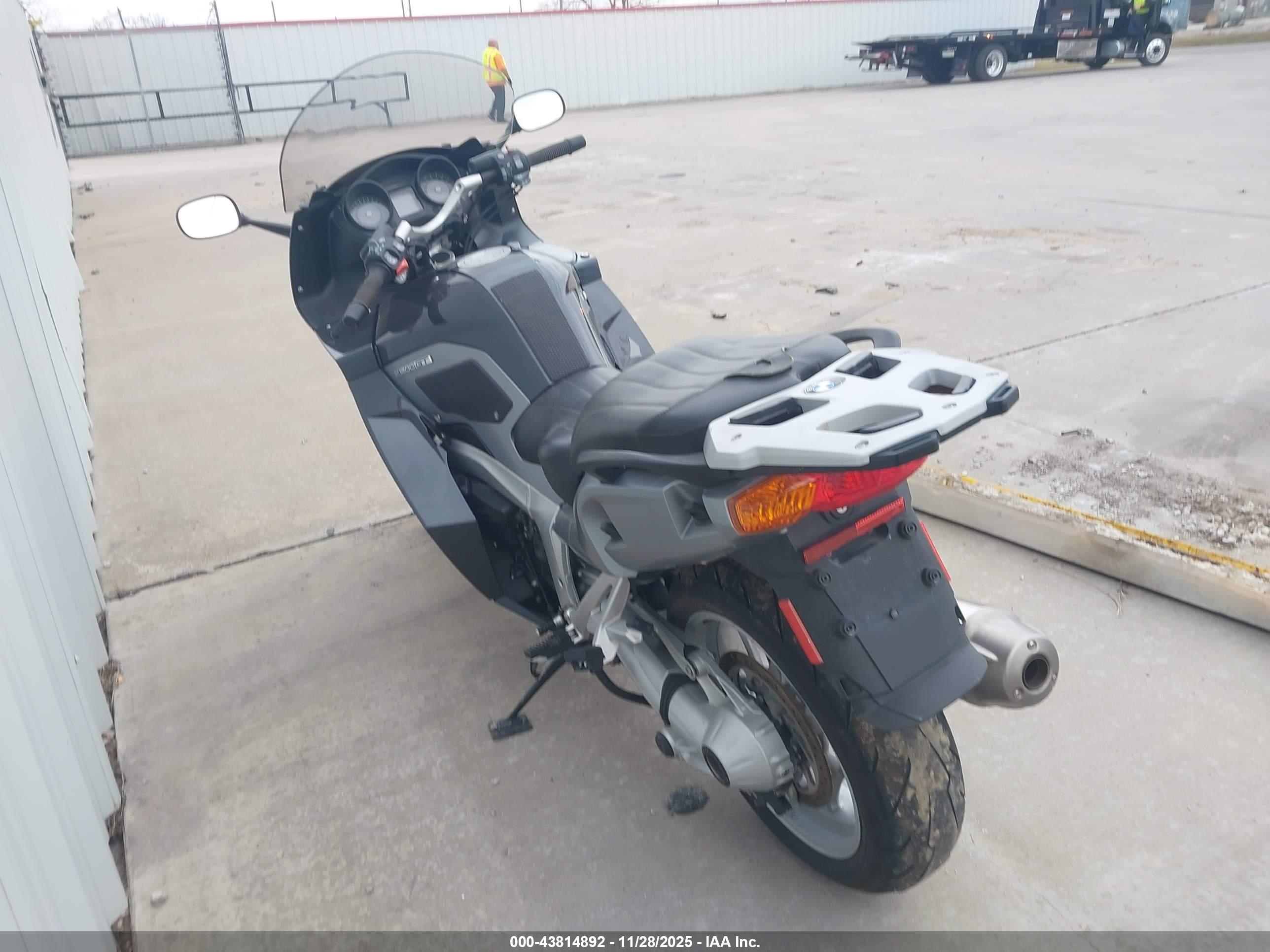 BMW K1200 image 3