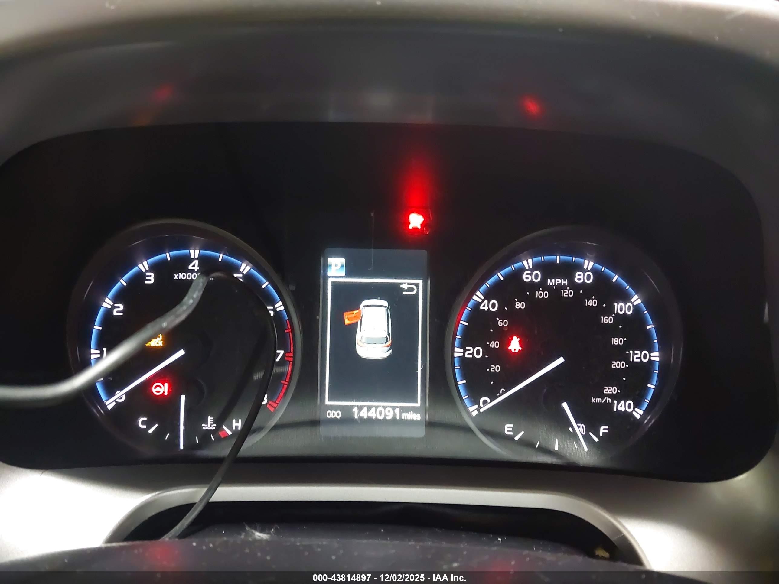 TOYOTA RAV4 image 7