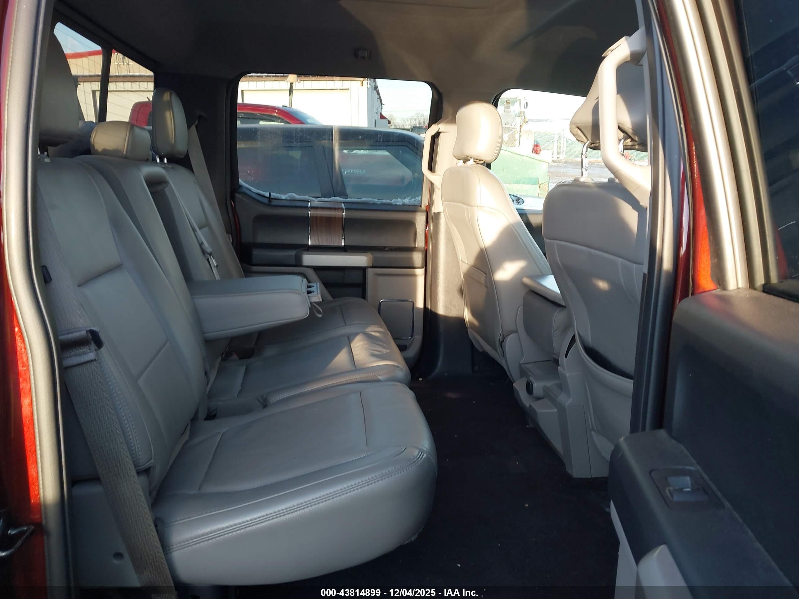 FORD F-150 image 8